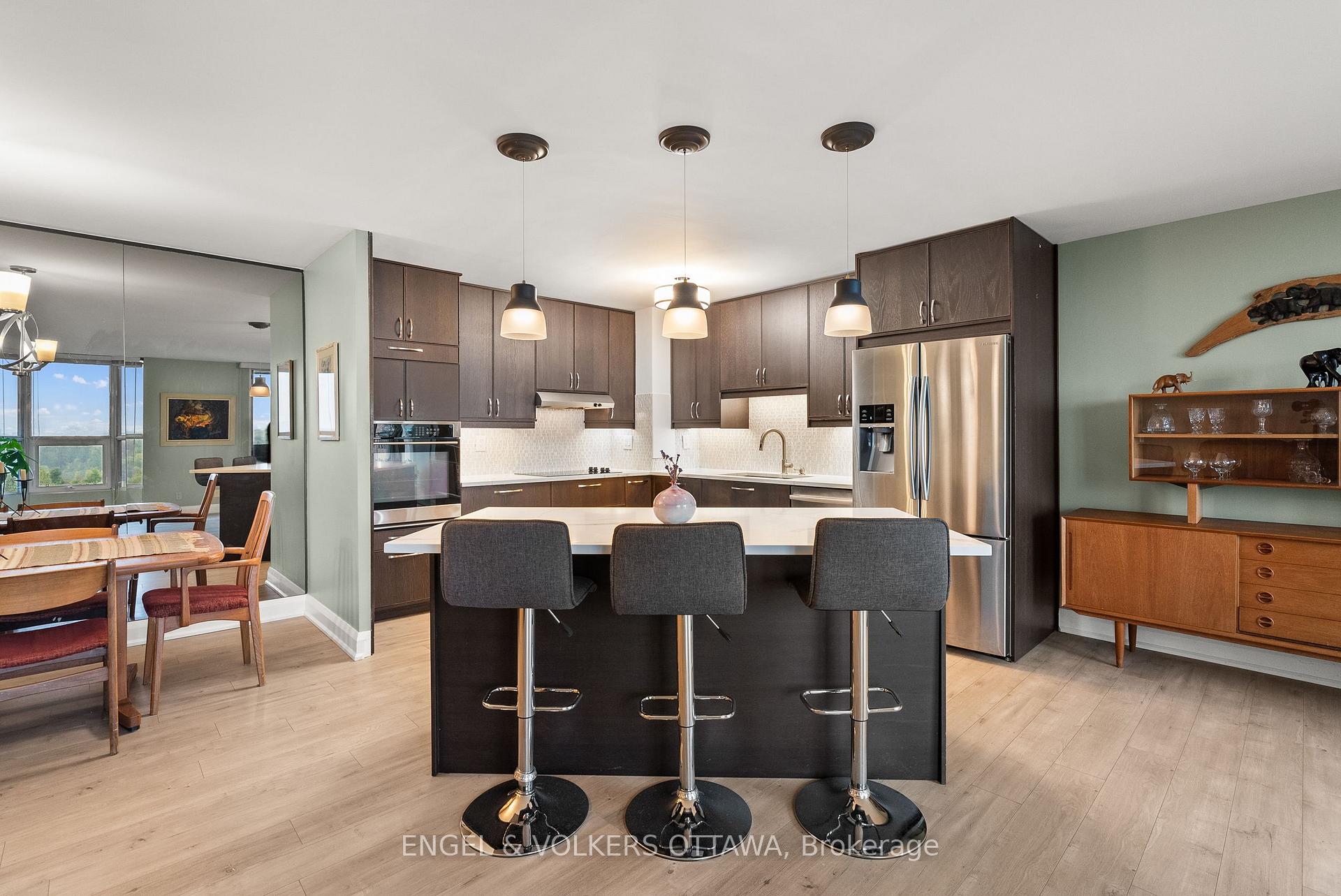 Photo 9 of Unit 1006, 2951 Riverside Drive, Ottawa, Mooneys Bay/Riverside Park — HOMEH