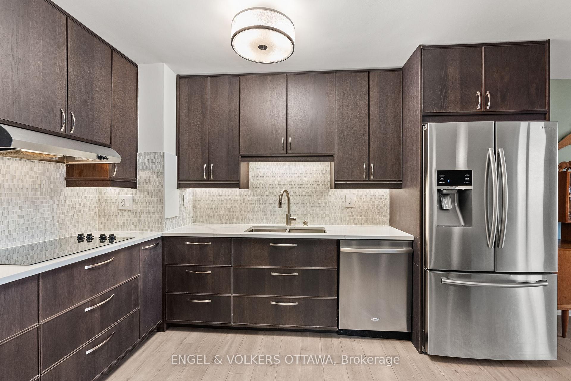 Photo 10 of Unit 1006, 2951 Riverside Drive, Ottawa, Mooneys Bay/Riverside Park — HOMEH