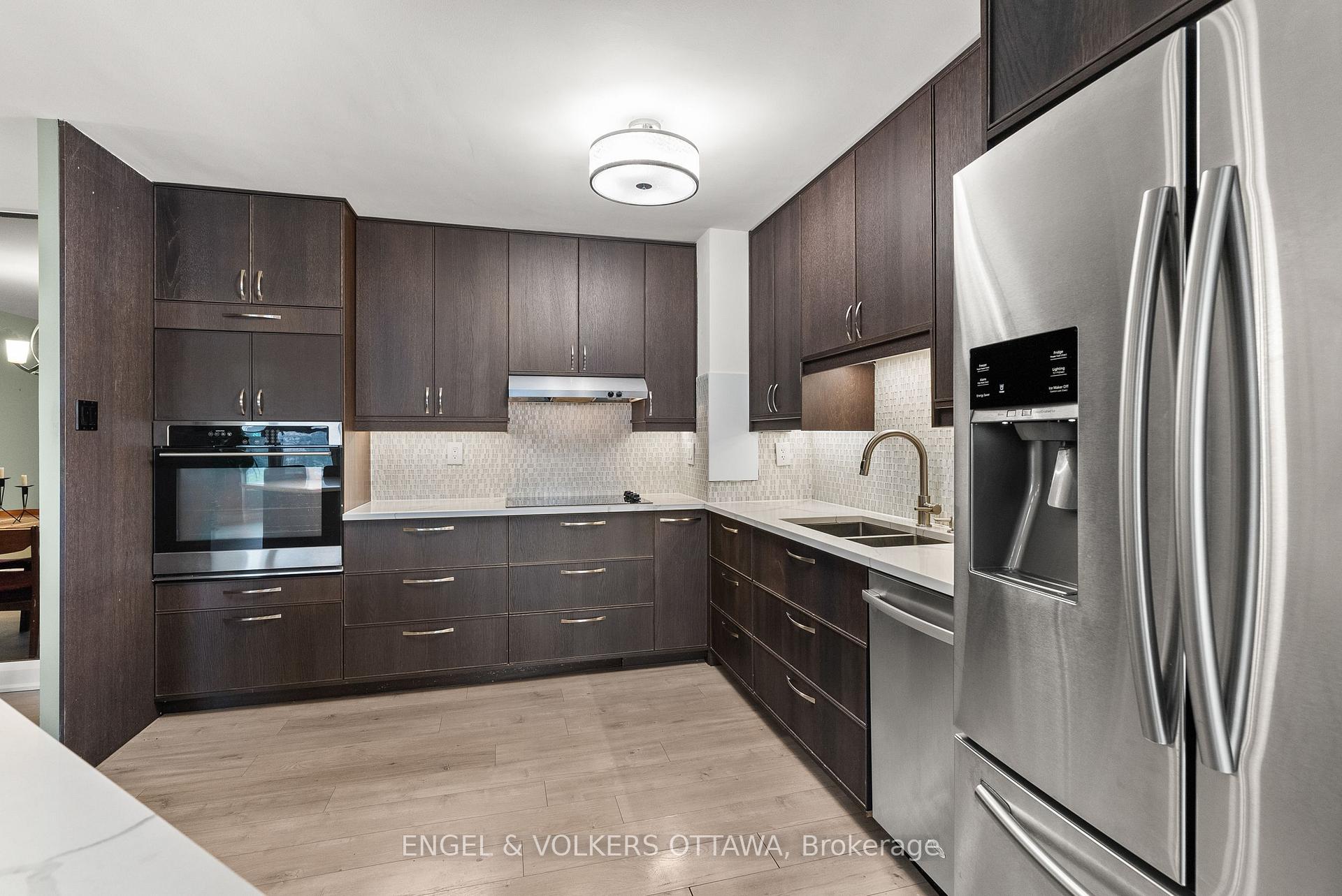 Photo 11 of Unit 1006, 2951 Riverside Drive, Ottawa, Mooneys Bay/Riverside Park — HOMEH