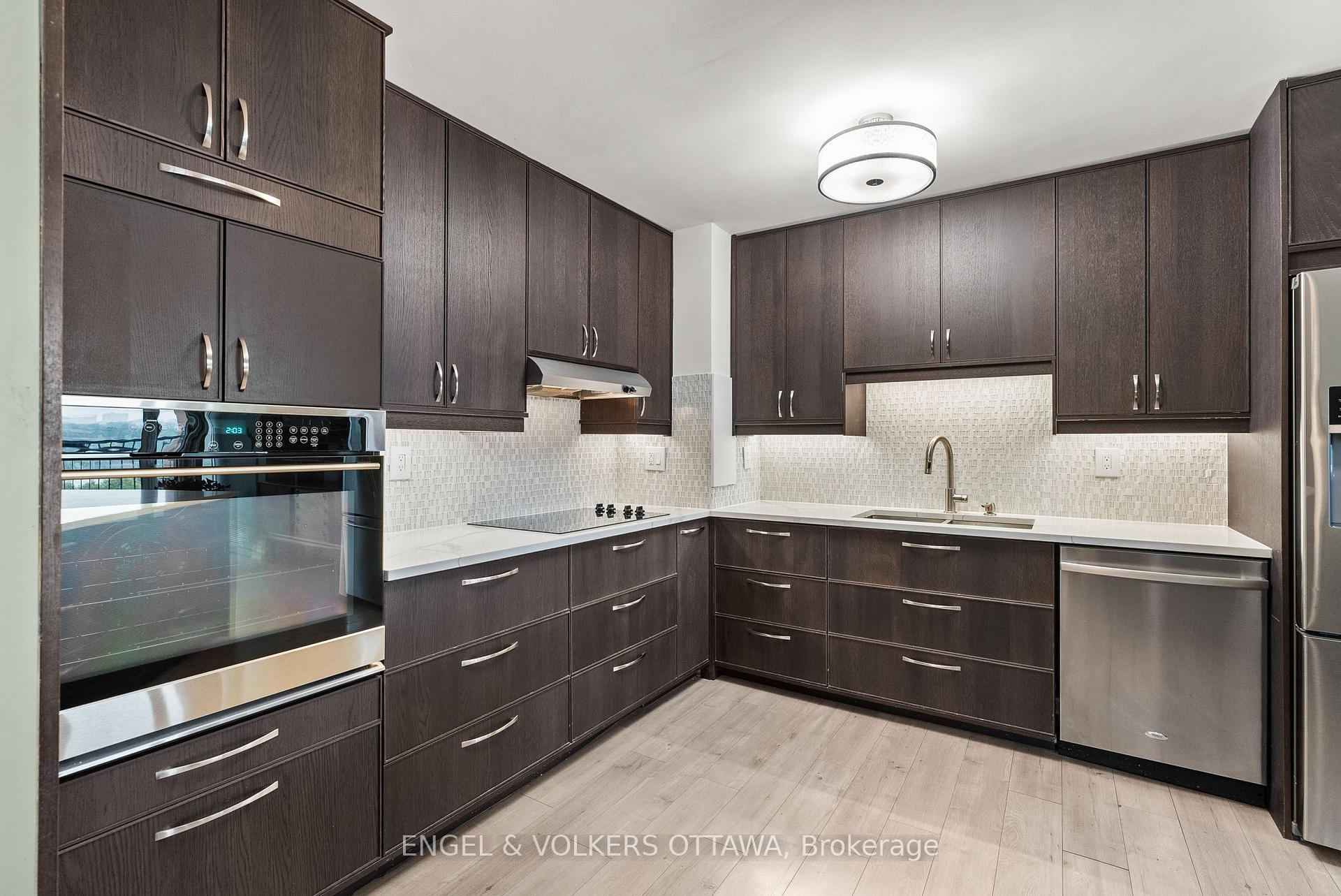 Photo 12 of Unit 1006, 2951 Riverside Drive, Ottawa, Mooneys Bay/Riverside Park — HOMEH