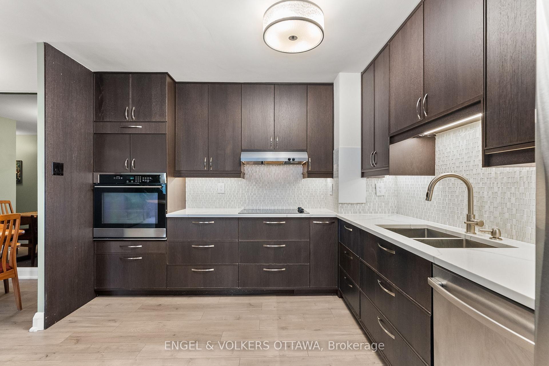Photo 13 of Unit 1006, 2951 Riverside Drive, Ottawa, Mooneys Bay/Riverside Park — HOMEH