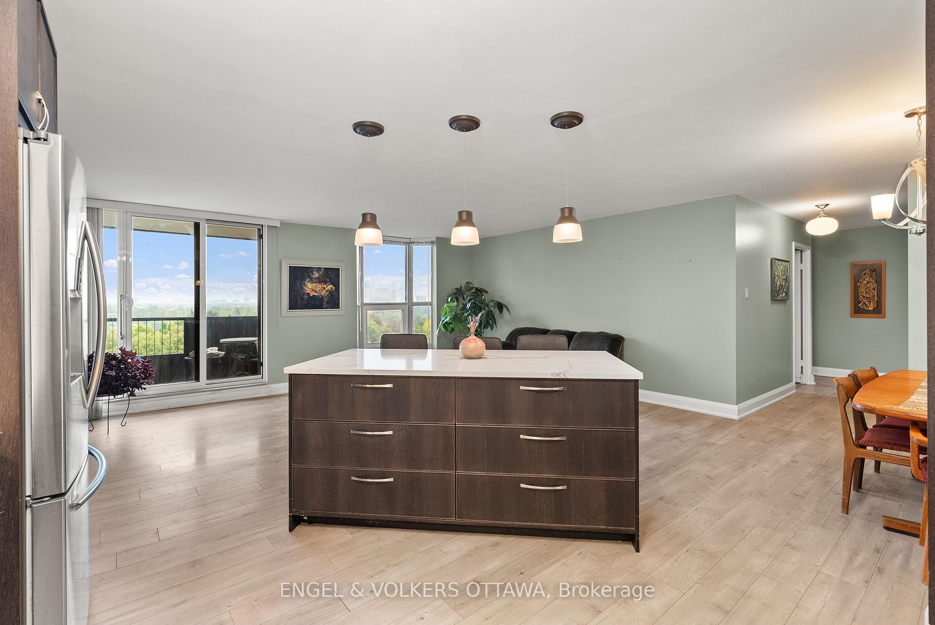 Photo 14 of Unit 1006, 2951 Riverside Drive, Ottawa, Mooneys Bay/Riverside Park — HOMEH