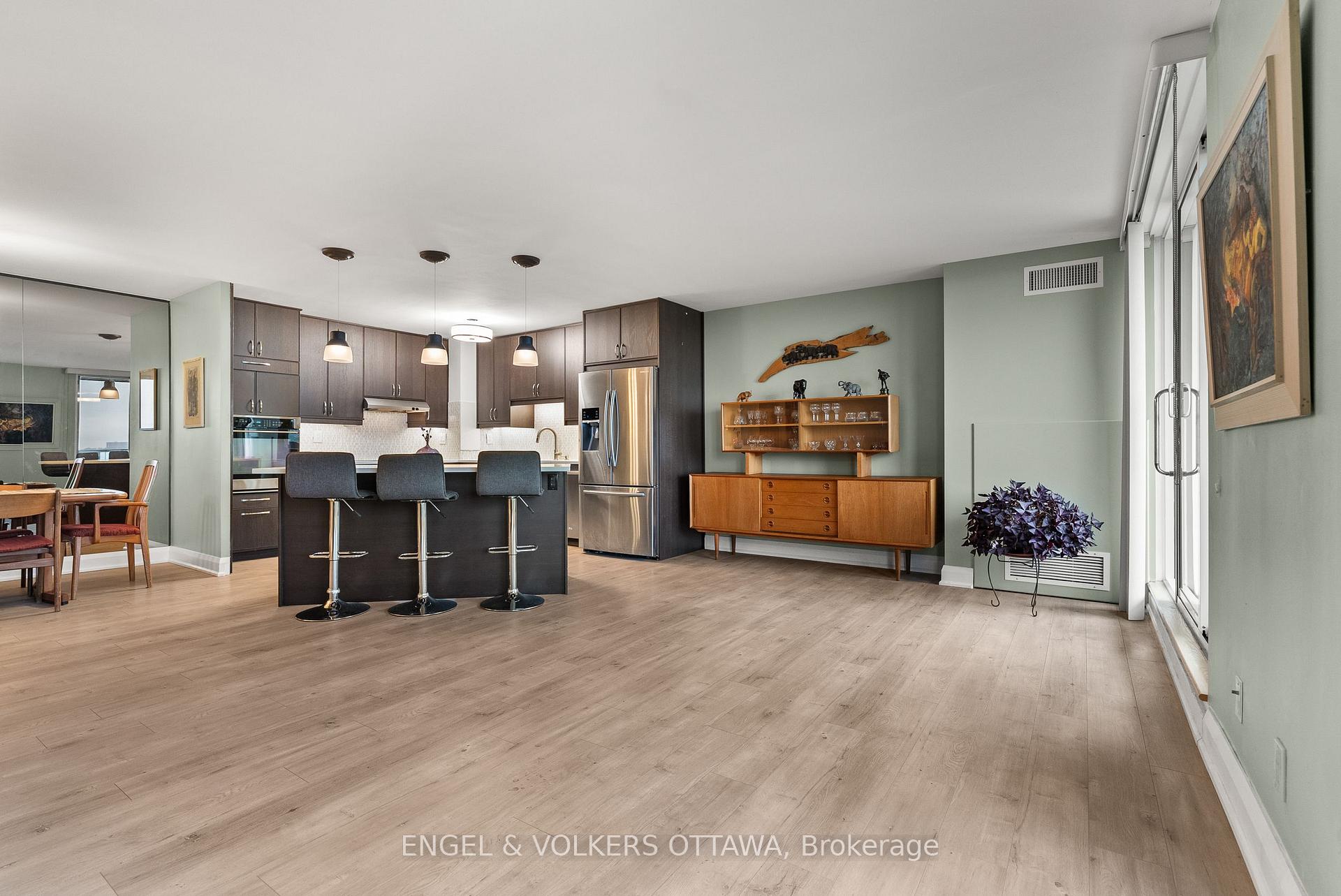 Photo 15 of Unit 1006, 2951 Riverside Drive, Ottawa, Mooneys Bay/Riverside Park — HOMEH