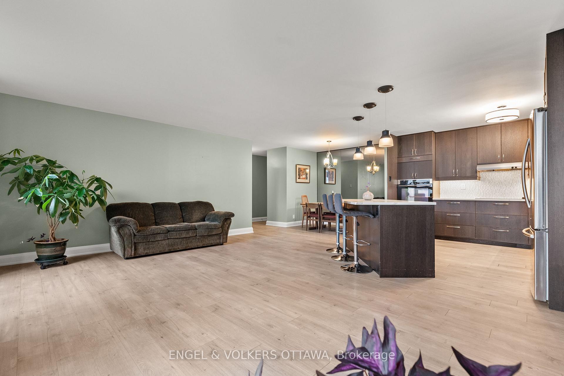 Photo 17 of Unit 1006, 2951 Riverside Drive, Ottawa, Mooneys Bay/Riverside Park — HOMEH