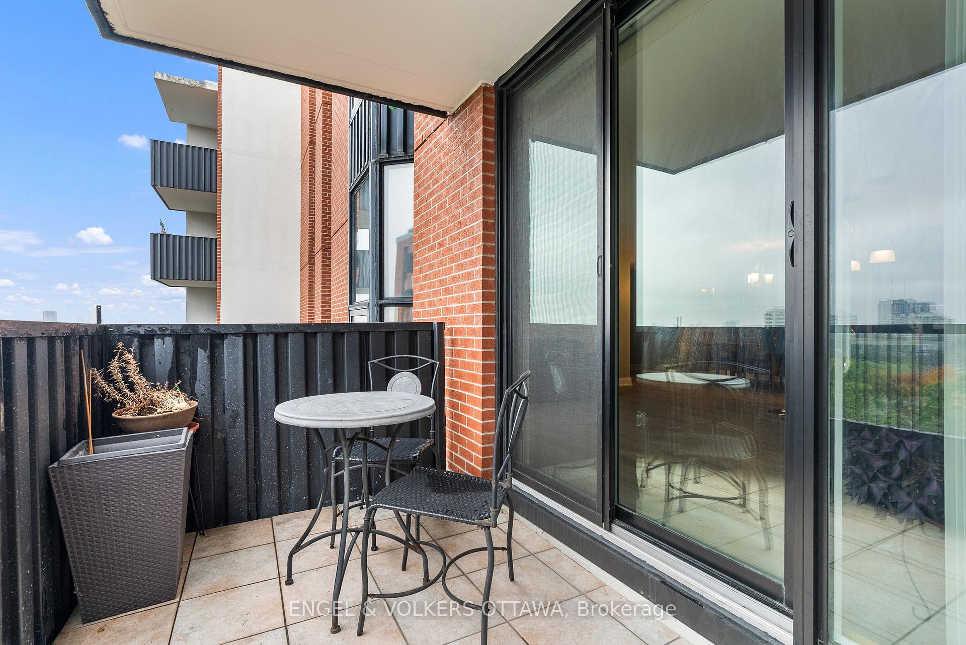 Photo 27 of Unit 1006, 2951 Riverside Drive, Ottawa, Mooneys Bay/Riverside Park — HOMEH
