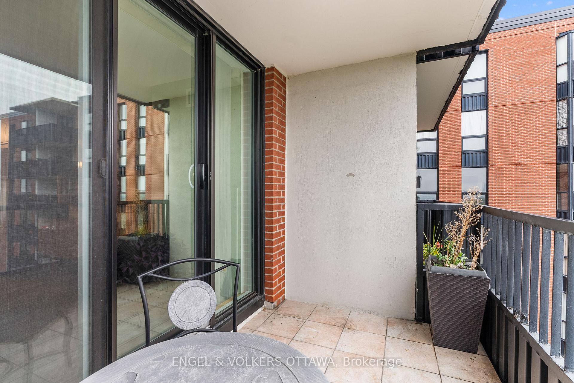 Photo 28 of Unit 1006, 2951 Riverside Drive, Ottawa, Mooneys Bay/Riverside Park — HOMEH