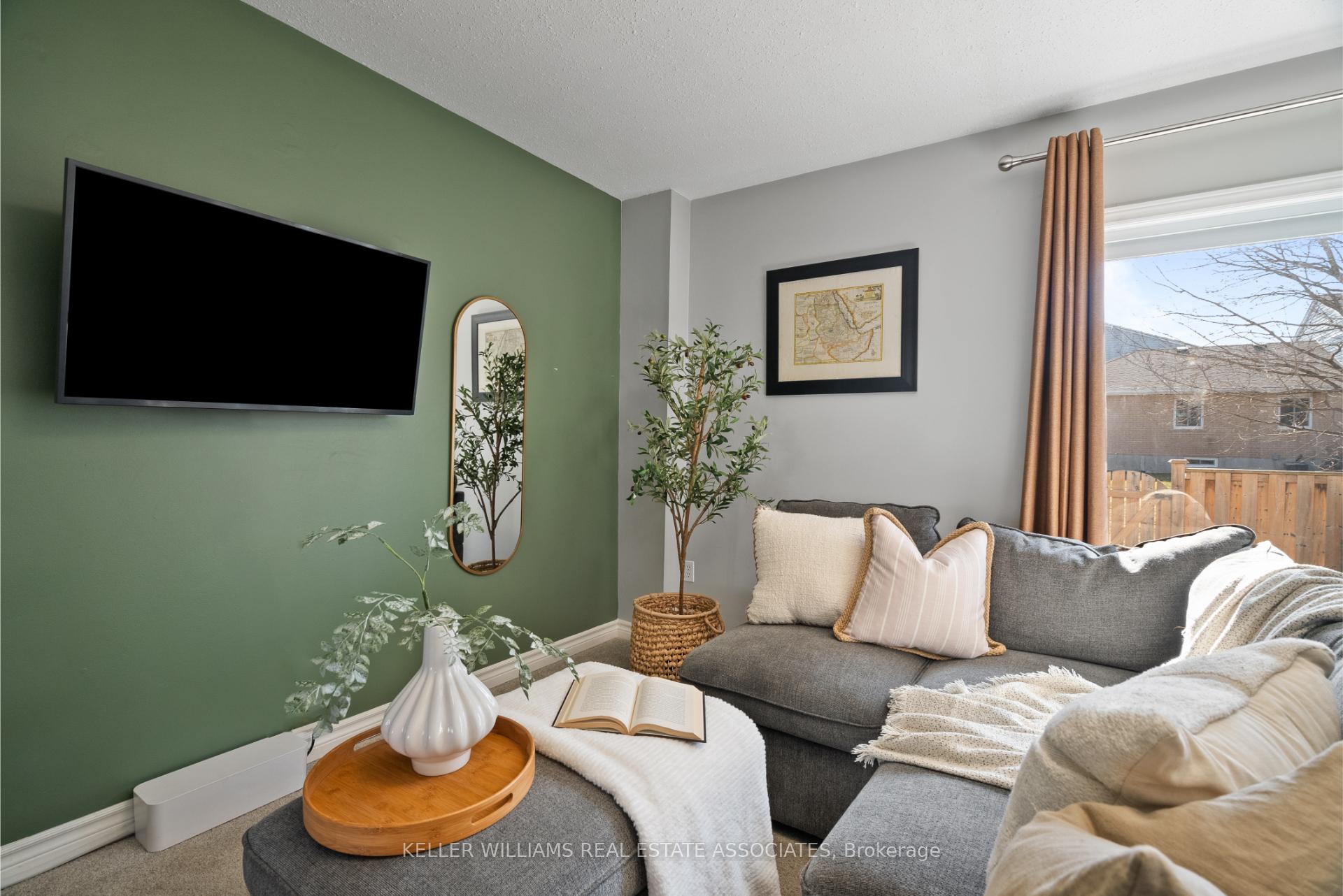 Photo 13 of Unit 11, 80 Ferman Drive, Guelph, Willow West/Sugarbush/West Acres — HOMEH