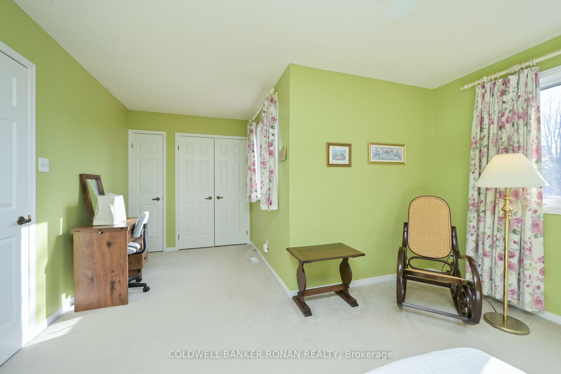 Photo 23 of Unit 16, 25 Parkette Drive, New Tecumseth, Alliston — HOMEH