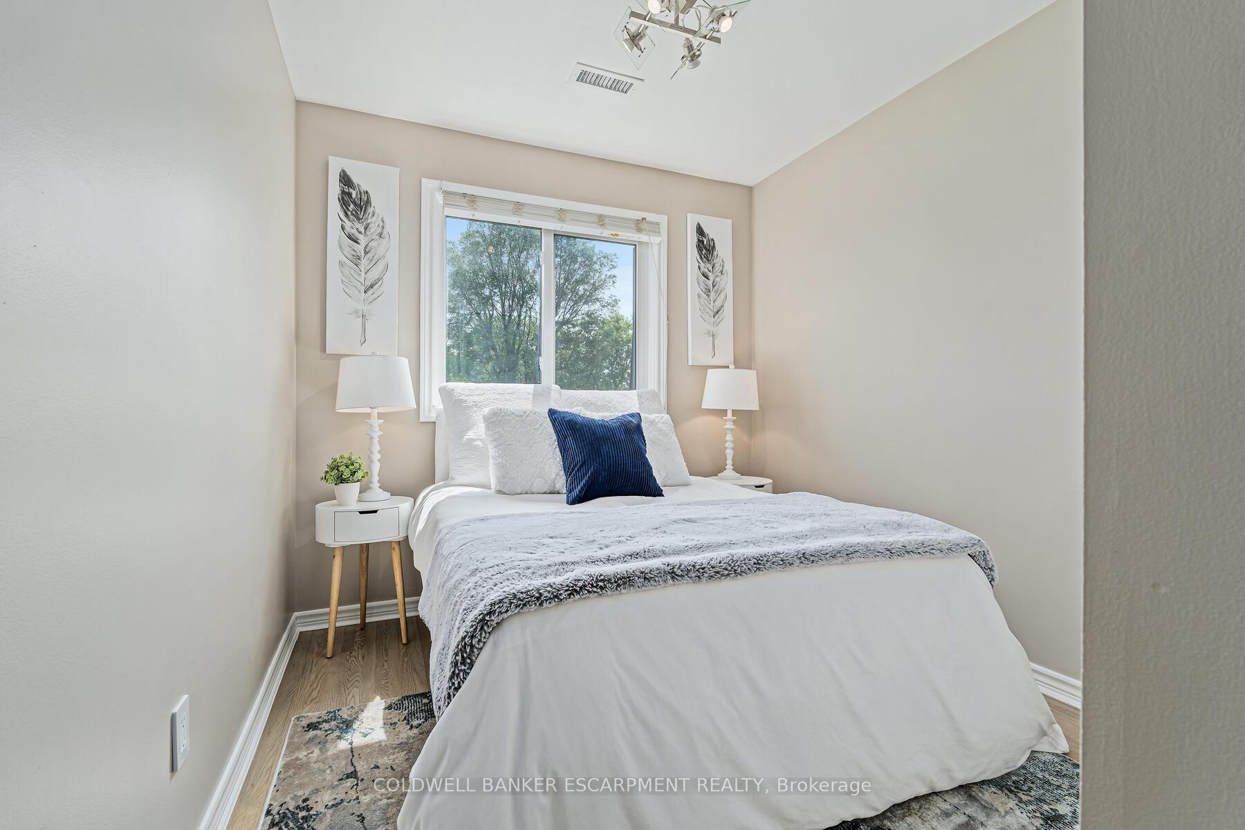 Photo 35 of Unit 27, 20 Mountainview Road S, Halton Hills, Georgetown — HOMEH