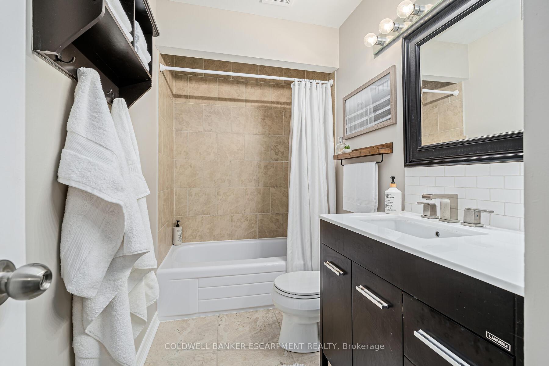 Photo 36 of Unit 27, 20 Mountainview Road S, Halton Hills, Georgetown — HOMEH