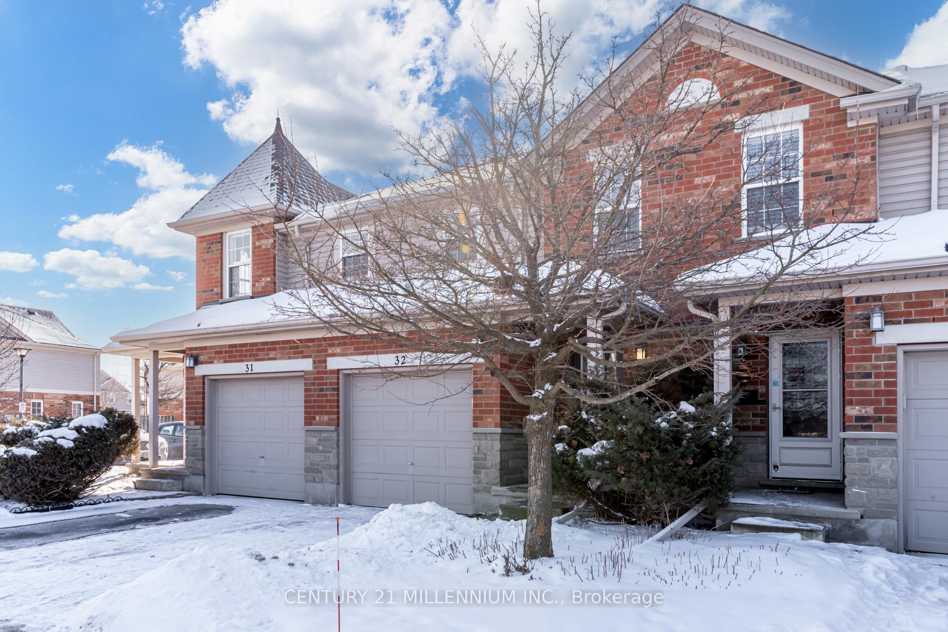 Photo 2 of Unit 32, 124 Gosling Gardens, Guelph, Clairfields/Hanlon Business Park — HOMEH