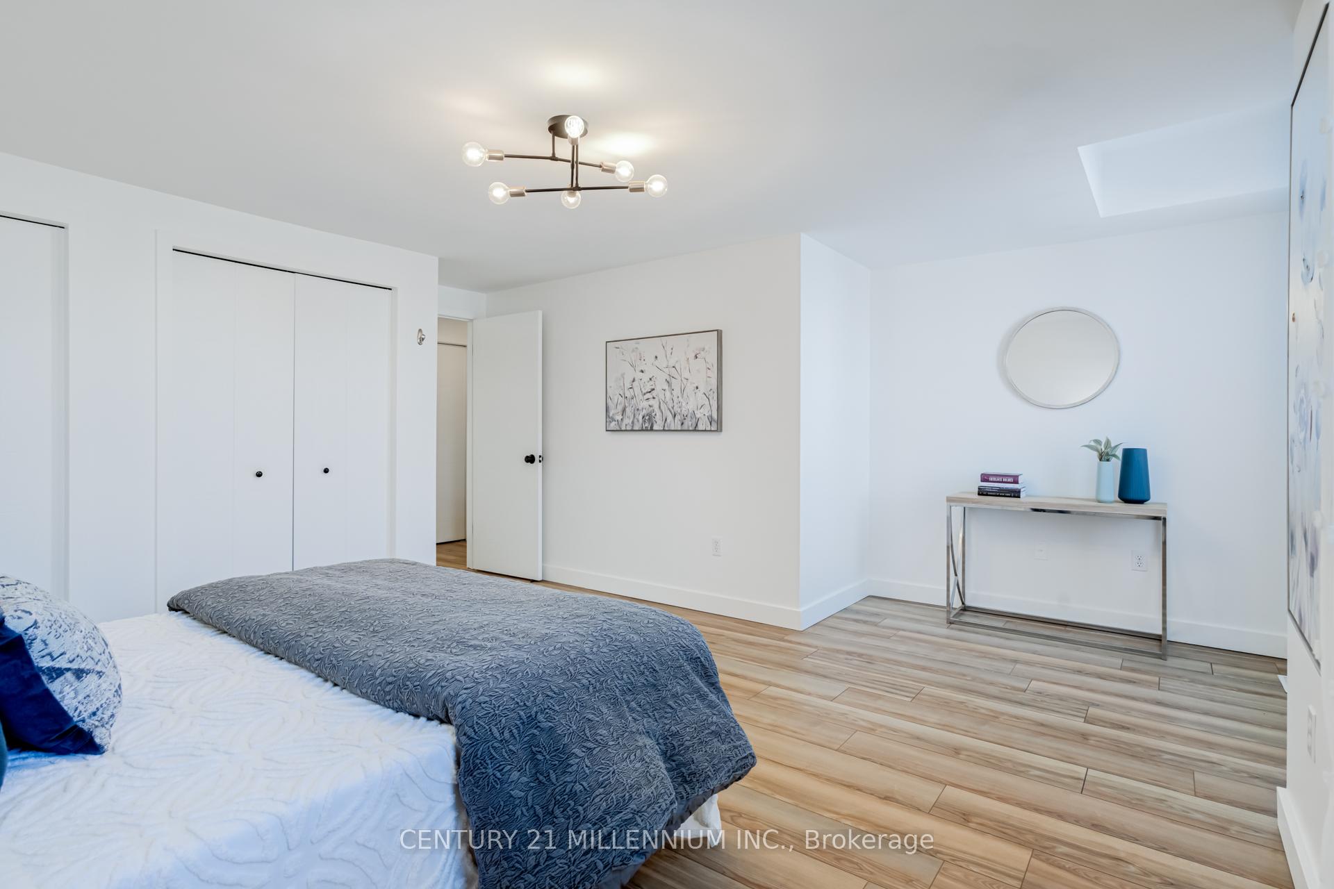 Photo 20 of Unit 32, 124 Gosling Gardens, Guelph, Clairfields/Hanlon Business Park — HOMEH