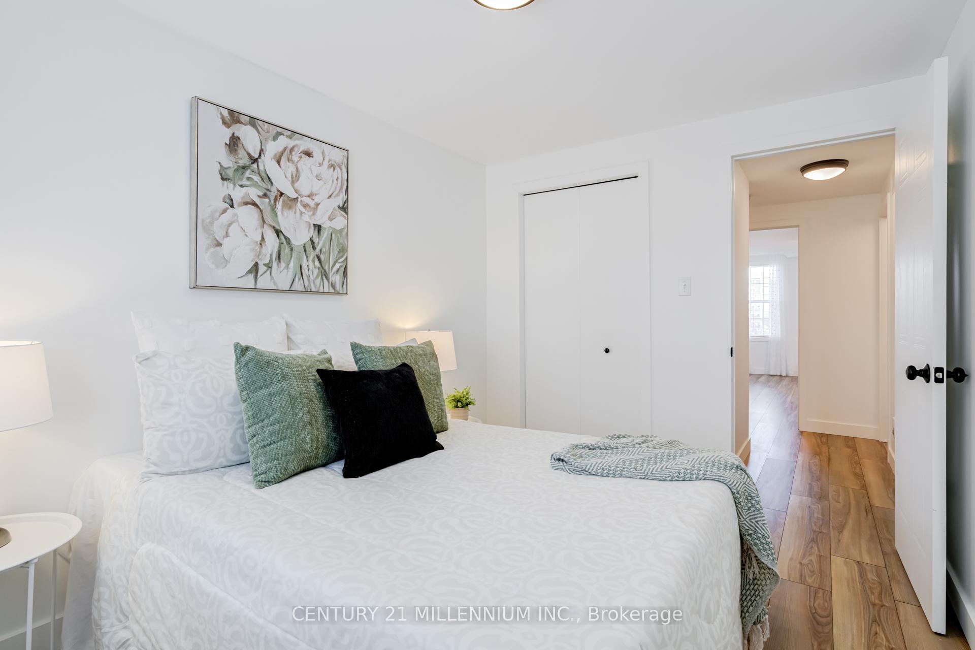 Photo 22 of Unit 32, 124 Gosling Gardens, Guelph, Clairfields/Hanlon Business Park — HOMEH