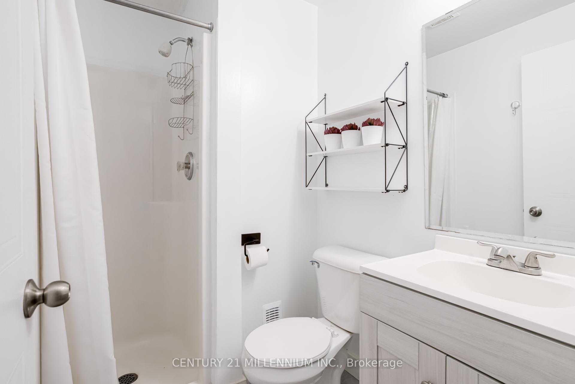 Photo 31 of Unit 32, 124 Gosling Gardens, Guelph, Clairfields/Hanlon Business Park — HOMEH