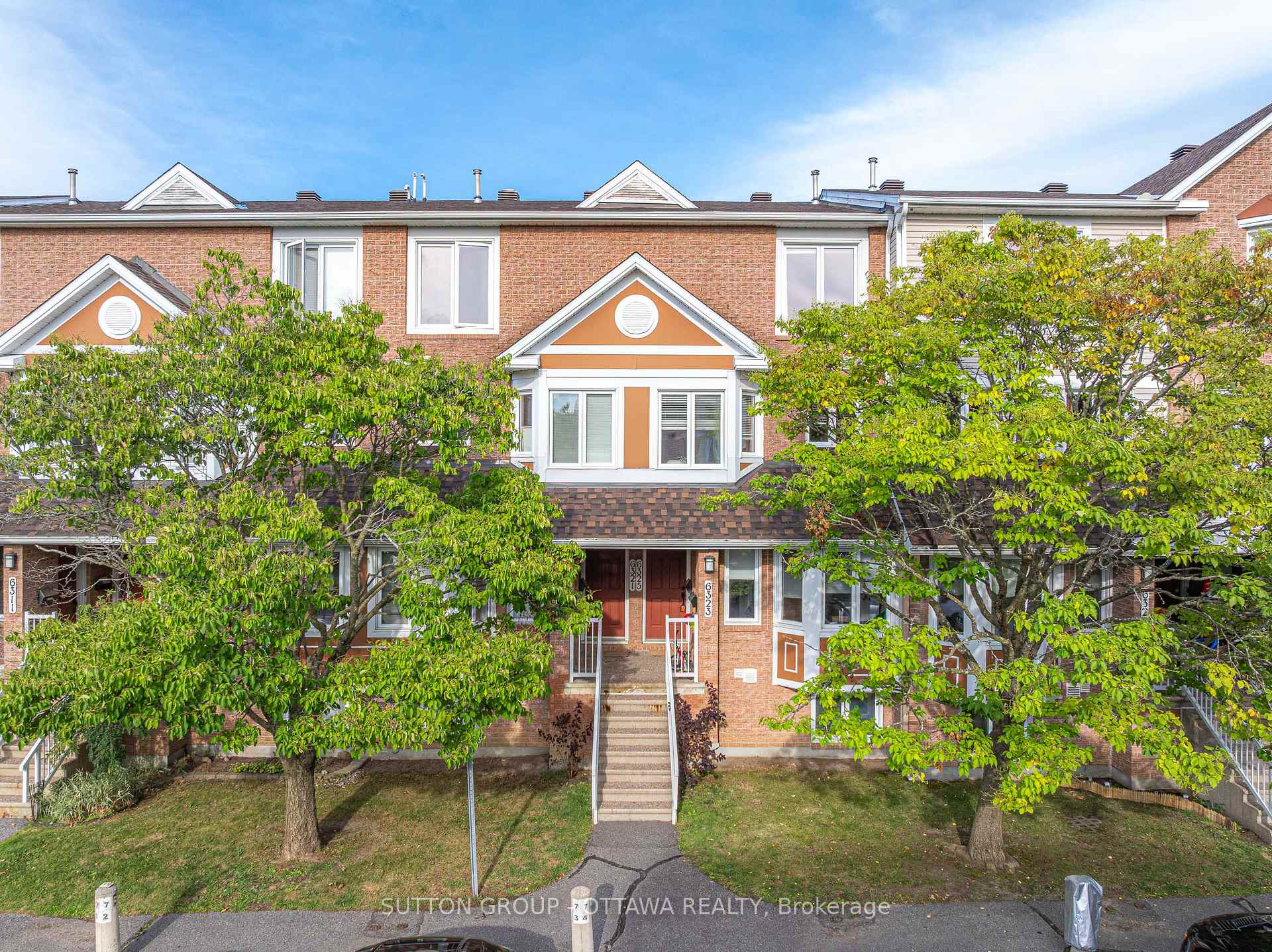 Photo 1 of 6325 Tealwood Place, Ottawa, Chapel Hill — HOMEH