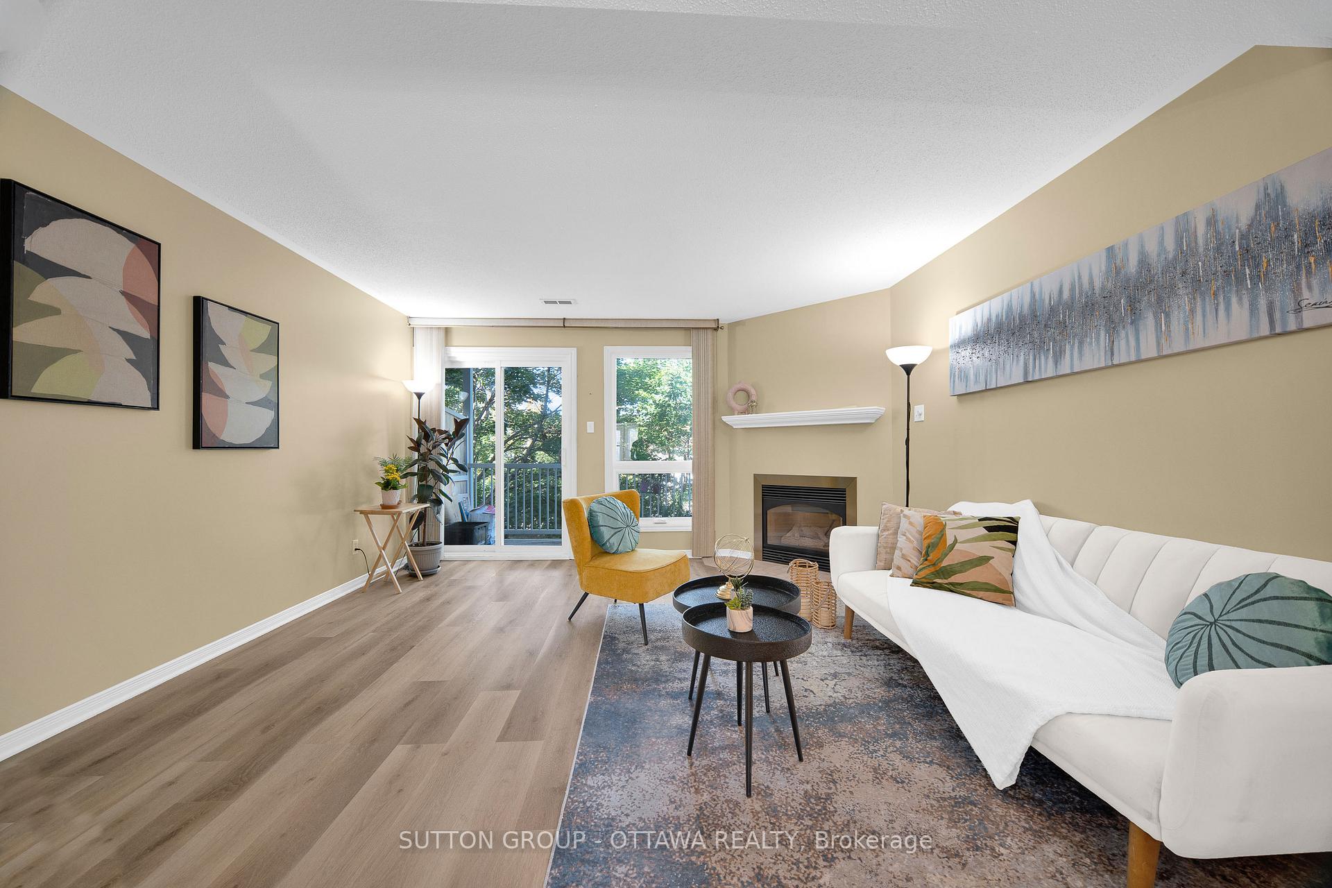 Photo 4 of 6325 Tealwood Place, Ottawa, Chapel Hill — HOMEH