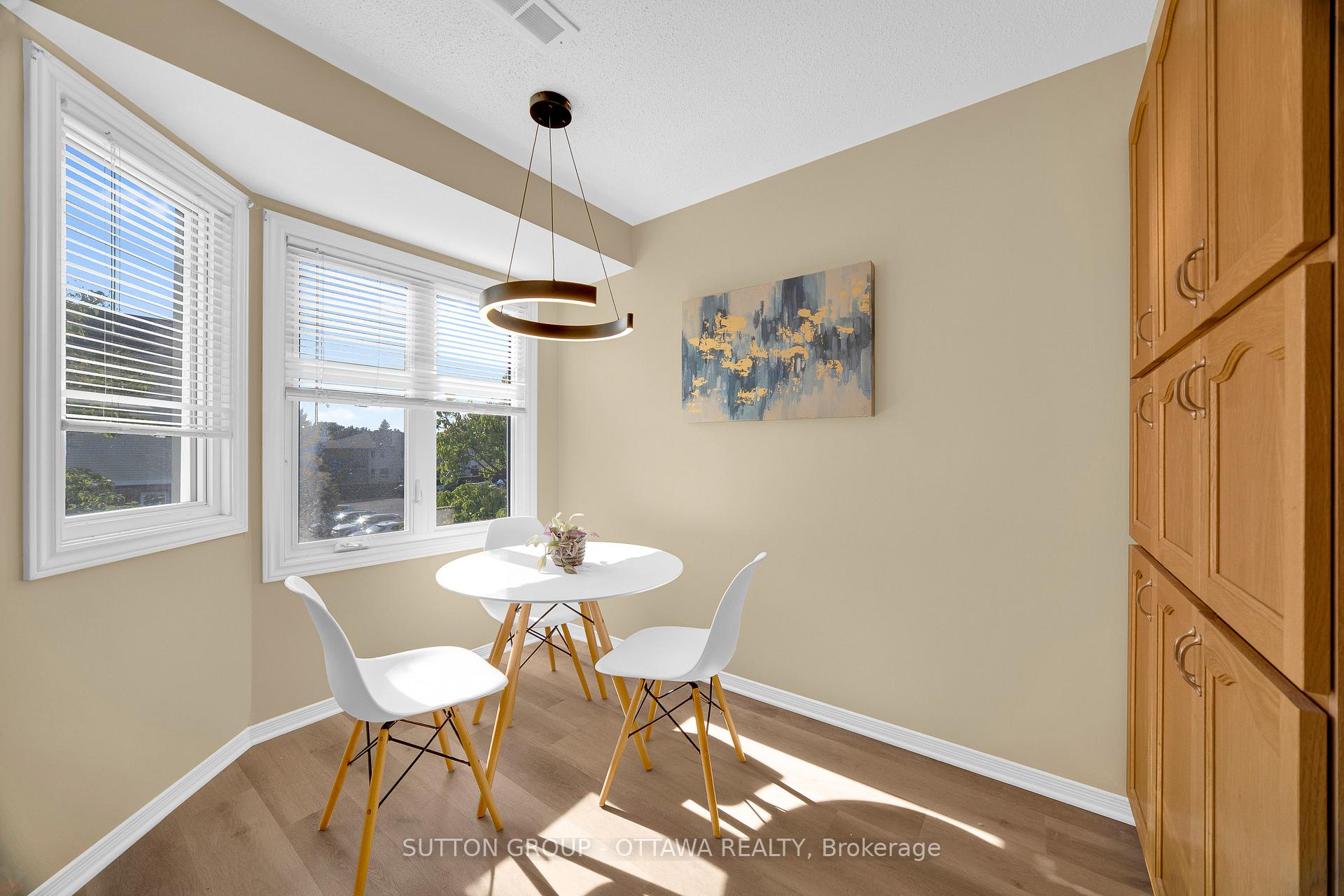 Photo 11 of 6325 Tealwood Place, Ottawa, Chapel Hill — HOMEH