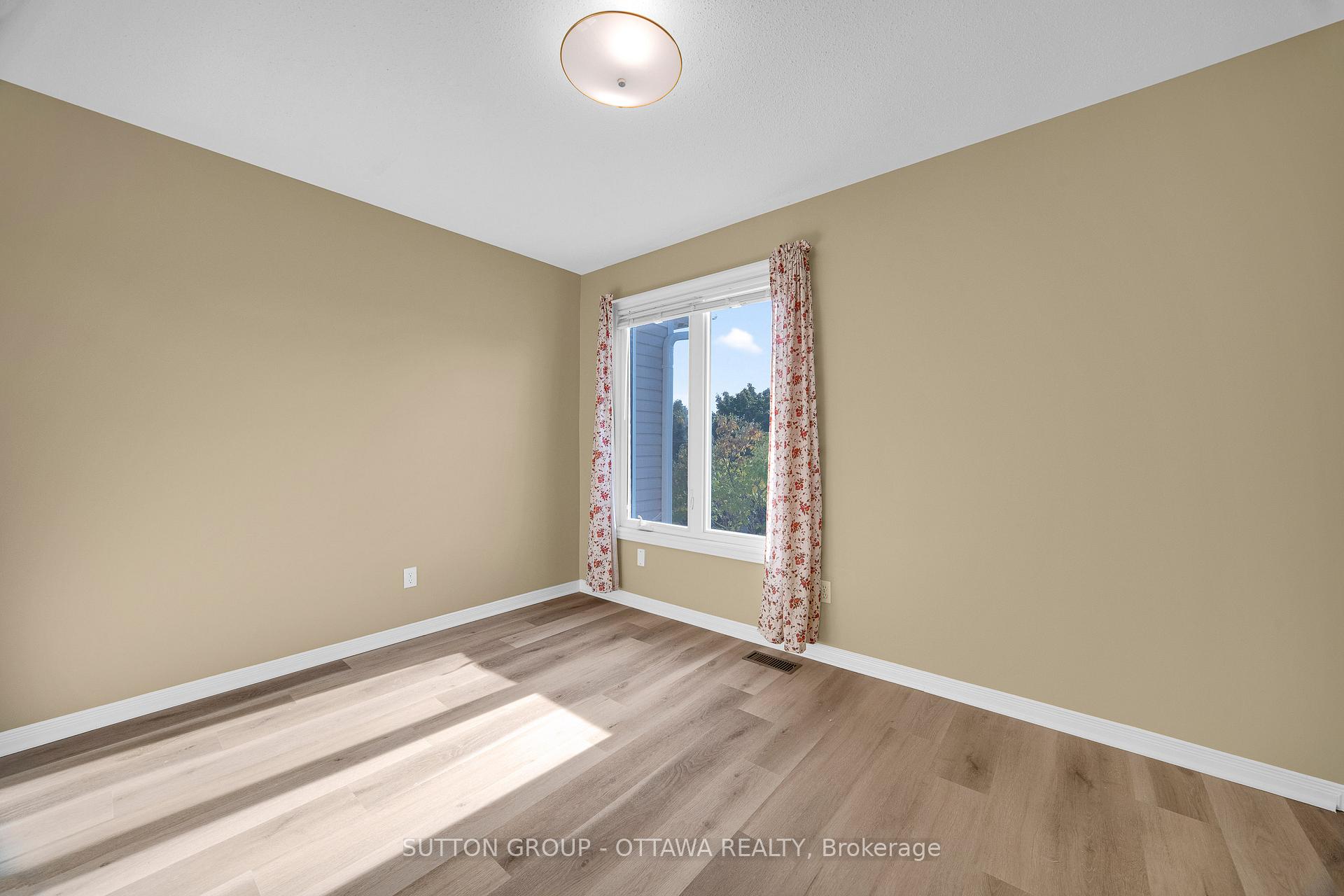 Photo 21 of 6325 Tealwood Place, Ottawa, Chapel Hill — HOMEH