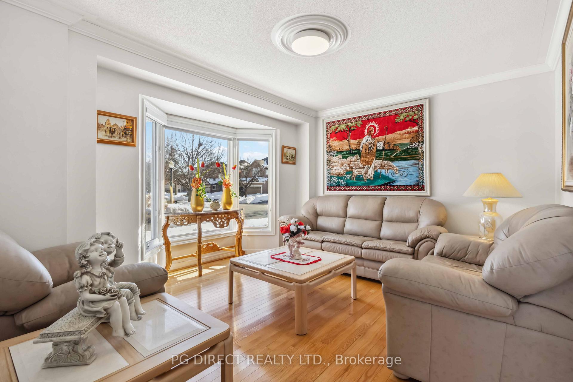 Photo 2 of 2 Hester Avenue S, Ajax, Central West — HOMEH