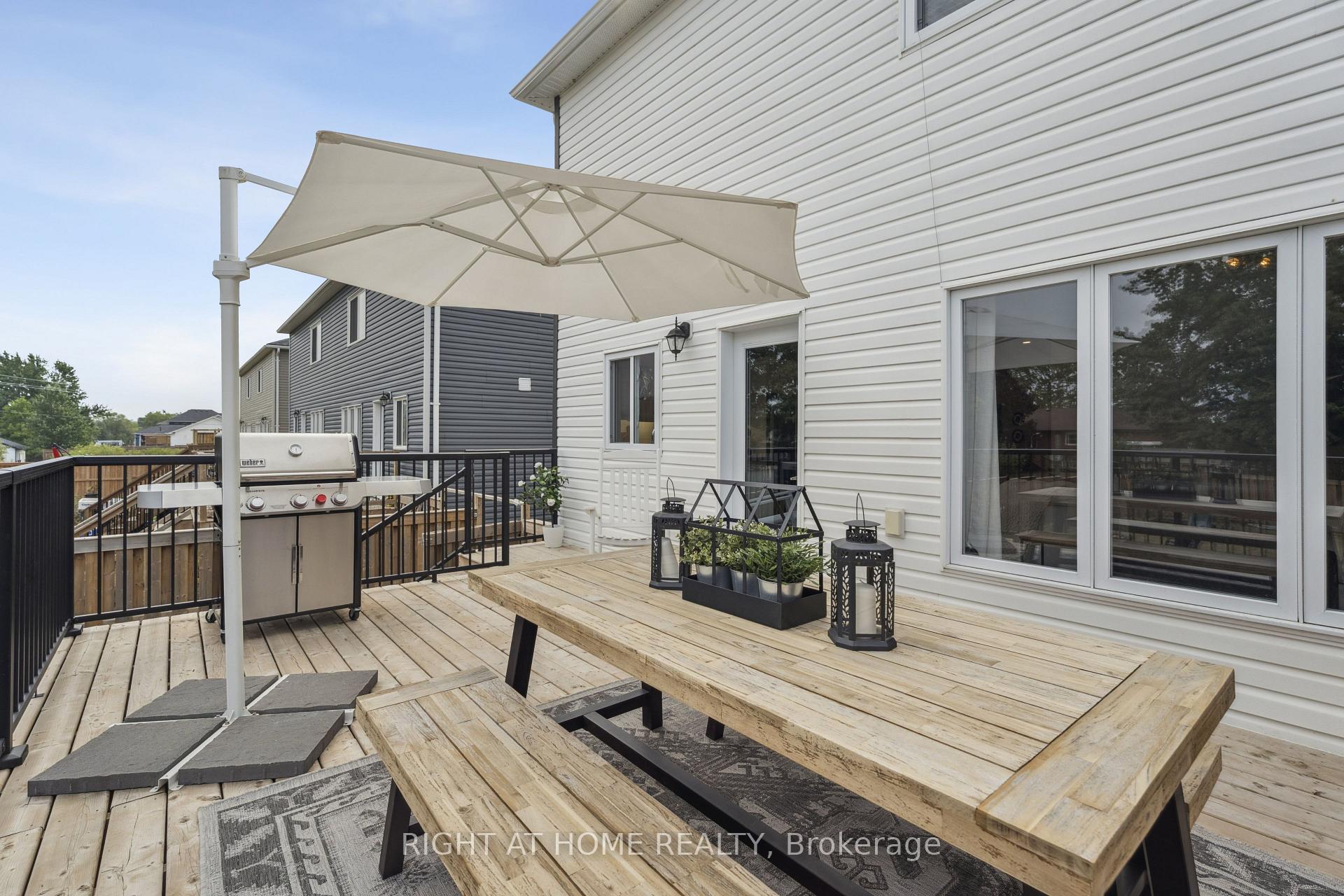Photo 23 of 257 Quebec Street, Clearview, Stayner — HOMEH