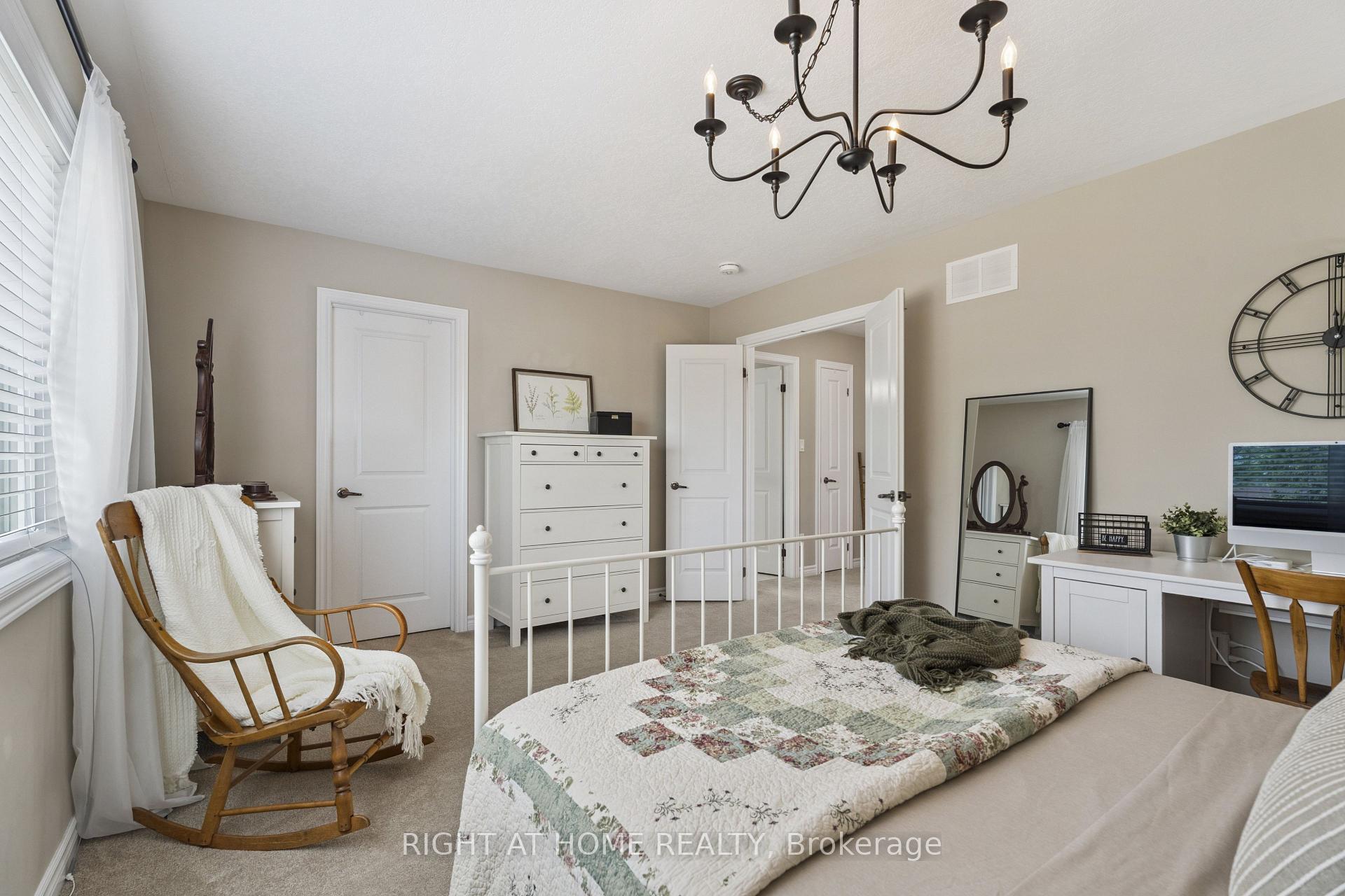Photo 32 of 257 Quebec Street, Clearview, Stayner — HOMEH