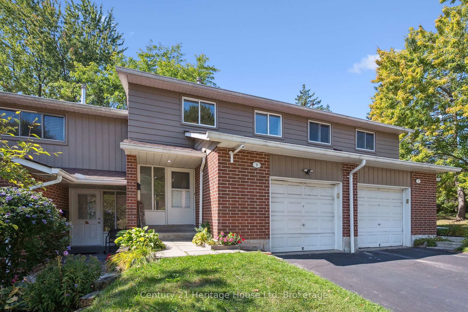Photo 2 of Unit 9, 16 Hadati Road, Guelph, Grange Road — HOMEH