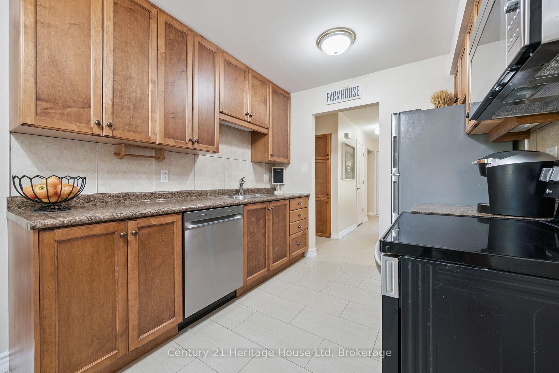 Photo 9 of Unit 9, 16 Hadati Road, Guelph, Grange Road — HOMEH