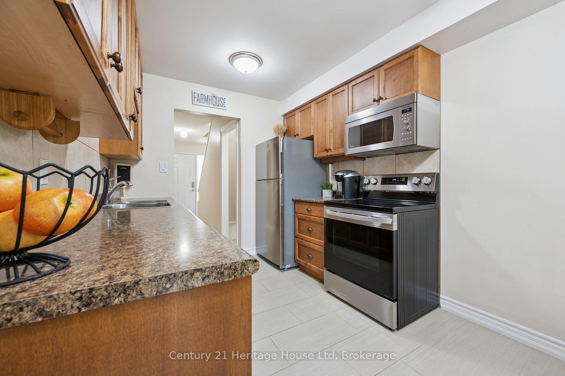 Photo 10 of Unit 9, 16 Hadati Road, Guelph, Grange Road — HOMEH