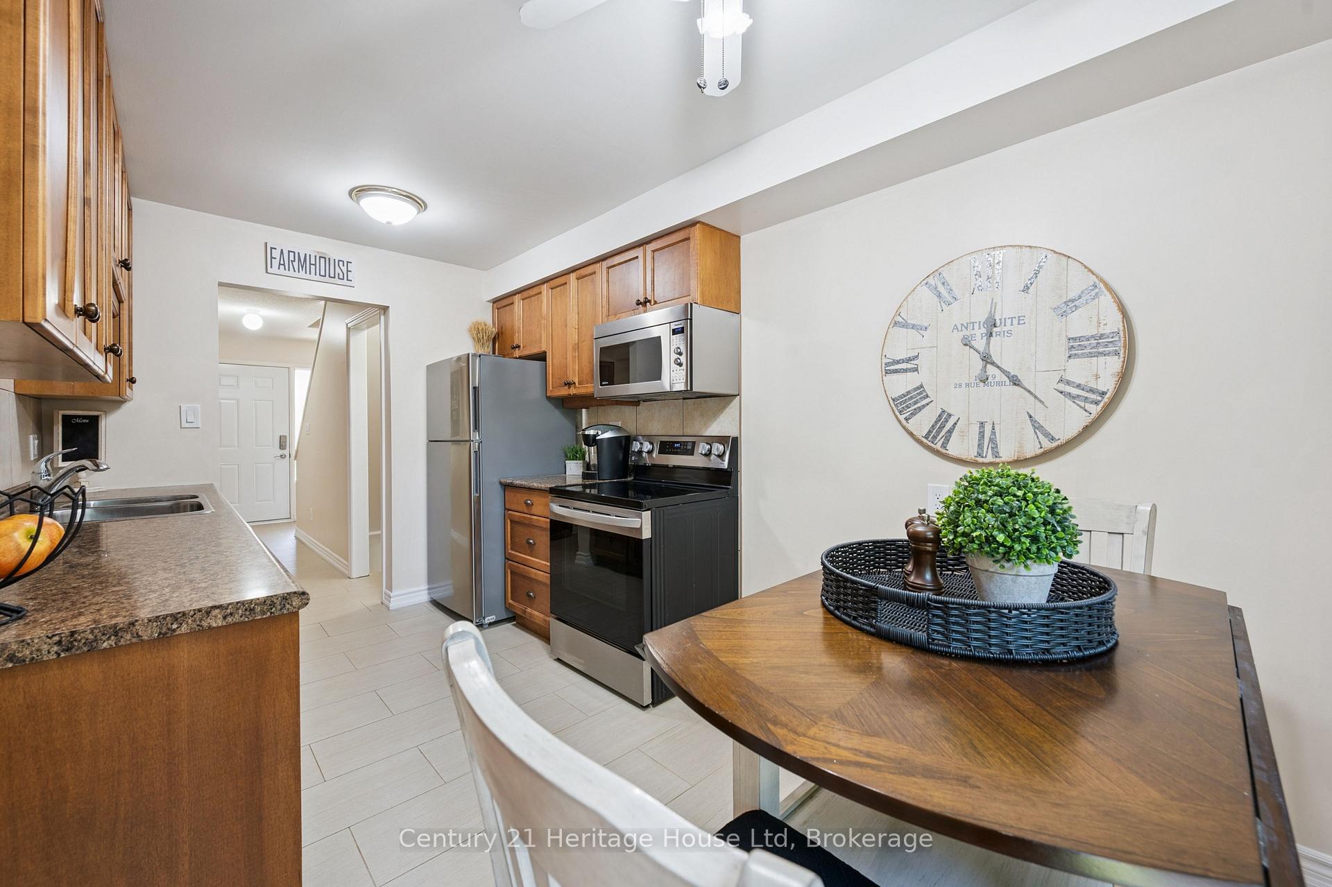 Photo 16 of Unit 9, 16 Hadati Road, Guelph, Grange Road — HOMEH
