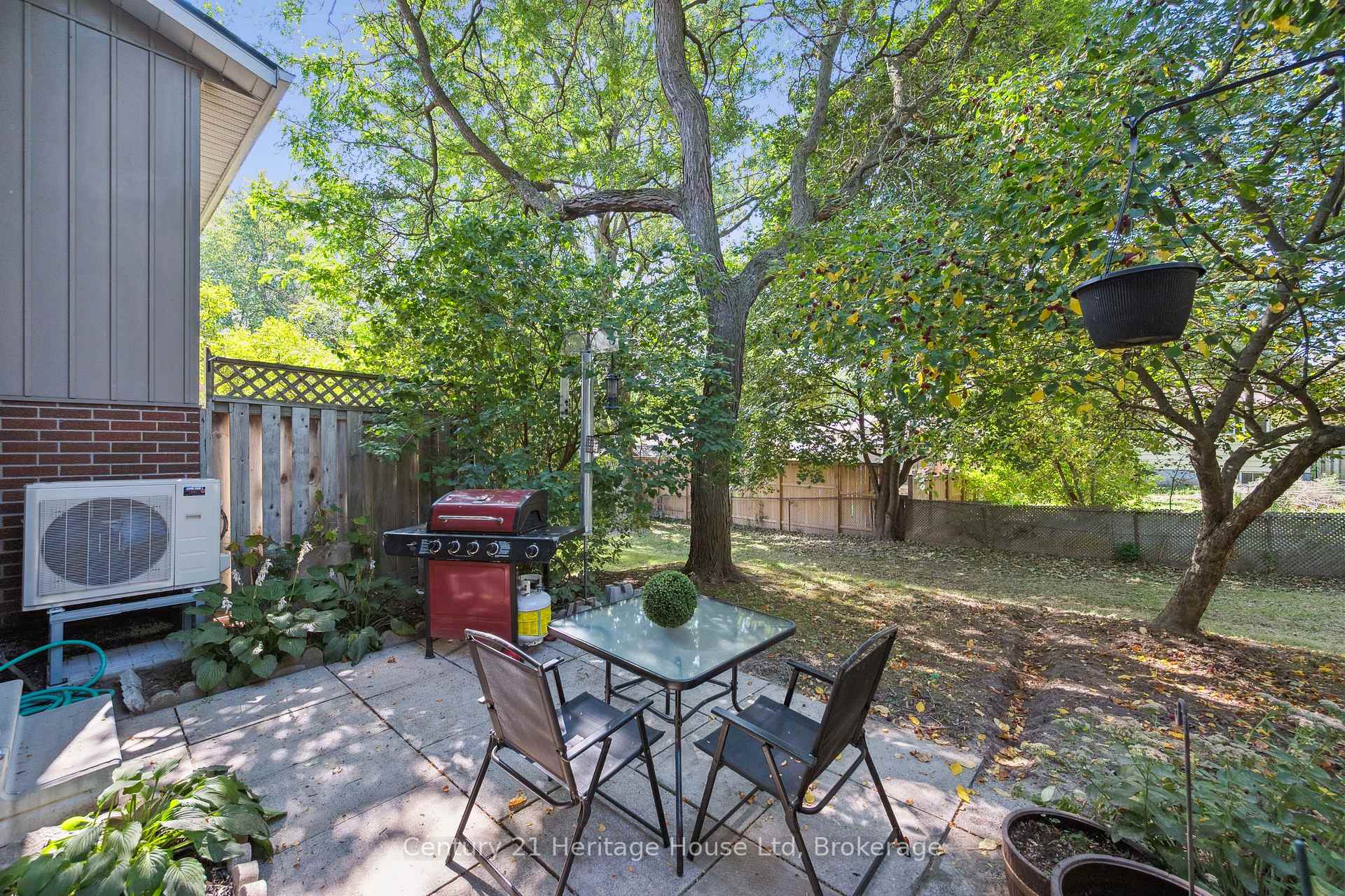 Photo 27 of Unit 9, 16 Hadati Road, Guelph, Grange Road — HOMEH
