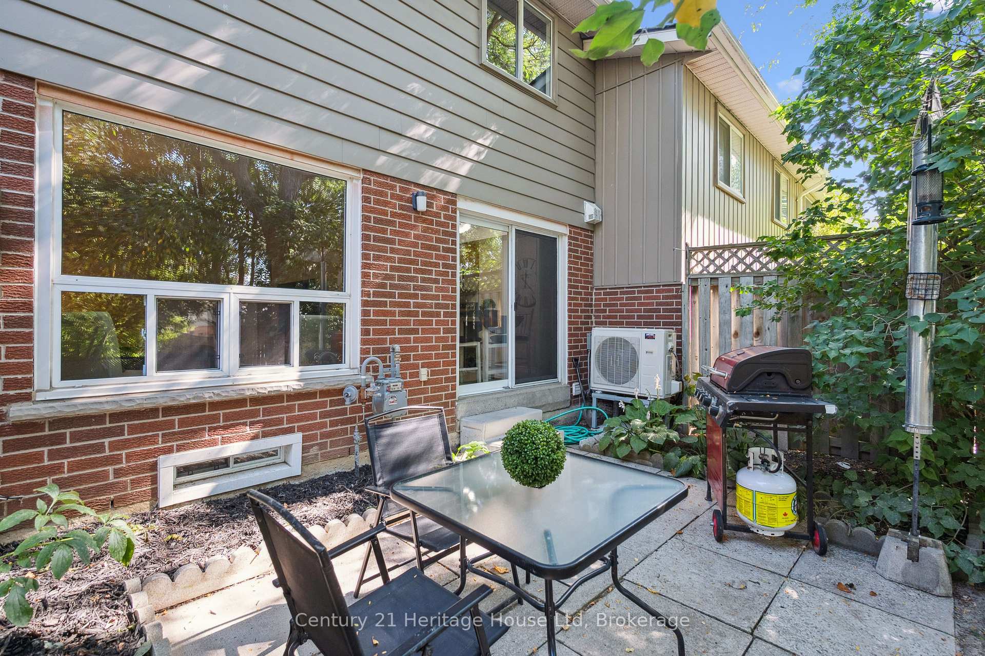 Photo 29 of Unit 9, 16 Hadati Road, Guelph, Grange Road — HOMEH