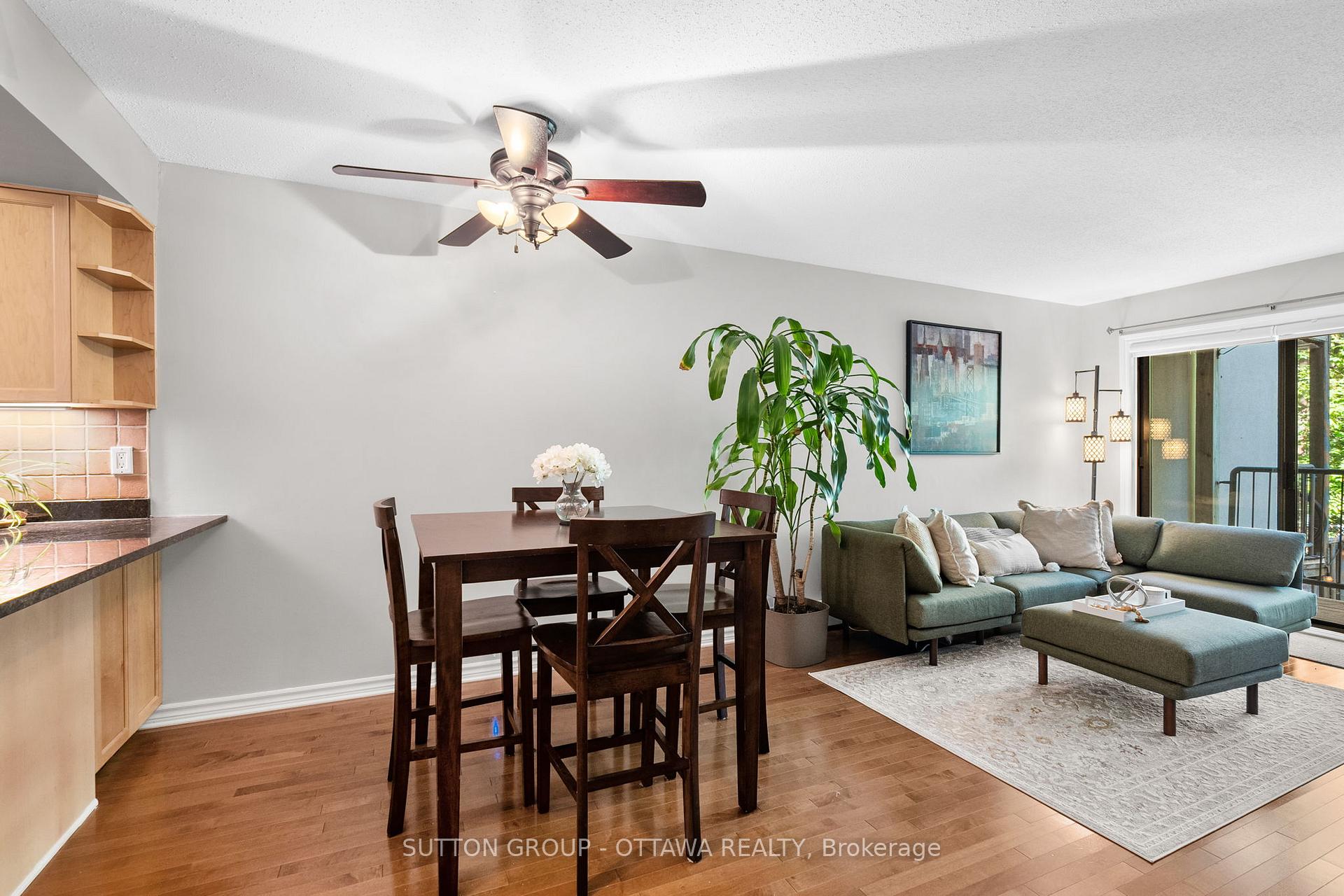 Photo 17 of 25 Crispin Private, Ottawa, Manor Park — HOMEH