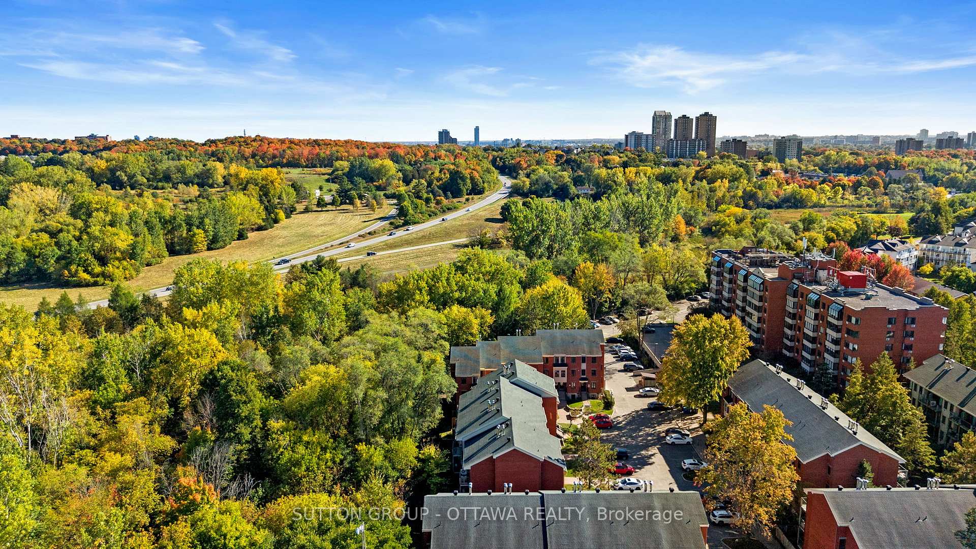 Photo 43 of 25 Crispin Private, Ottawa, Manor Park — HOMEH