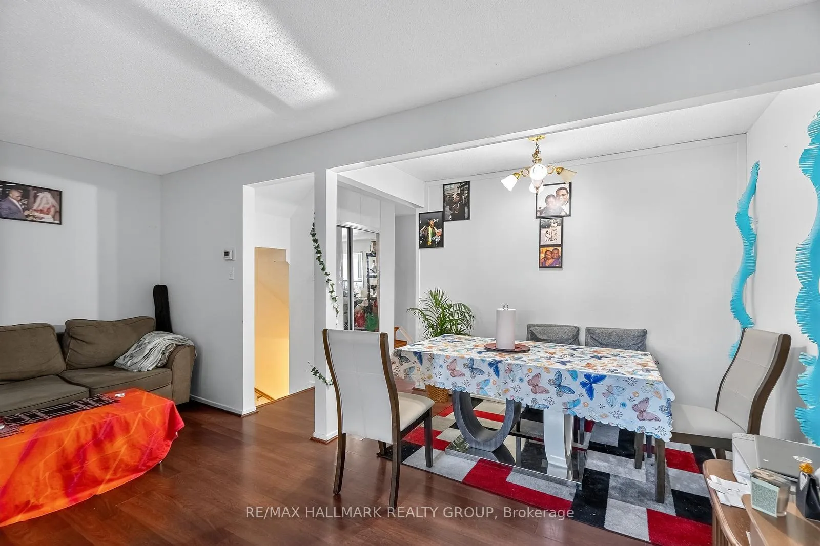 Photo 12 of 1773 Meadowbrook Road, Ottawa, Pineview — HOMEH