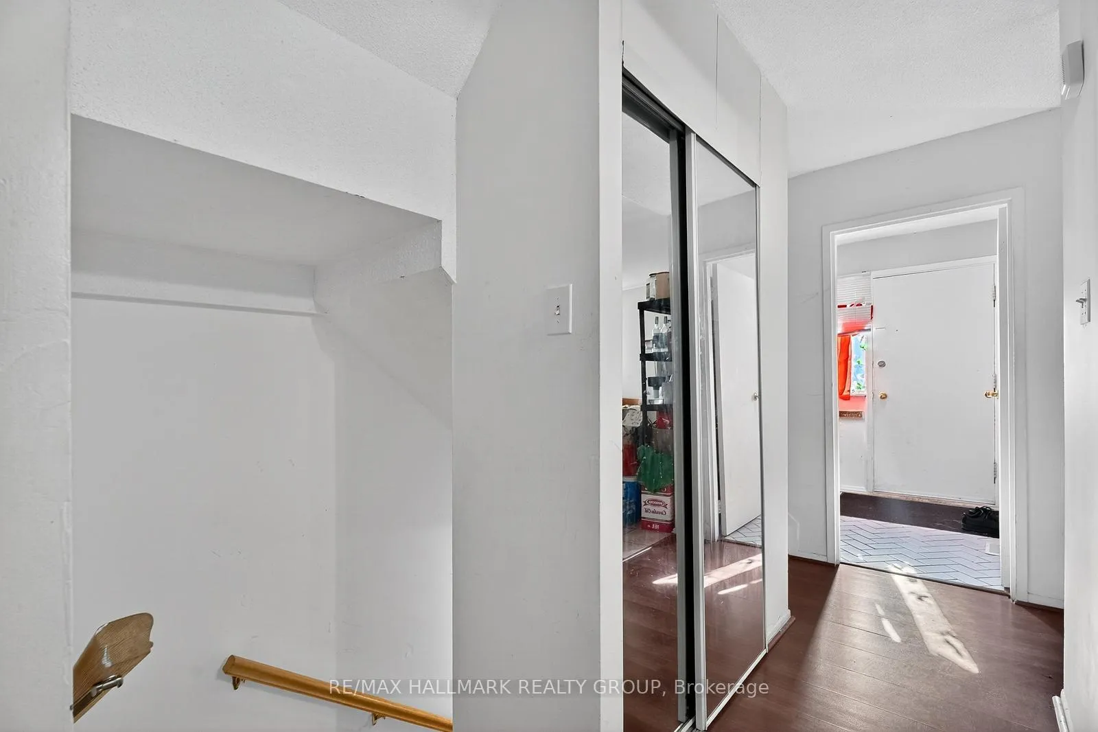 Photo 17 of 1773 Meadowbrook Road, Ottawa, Pineview — HOMEH