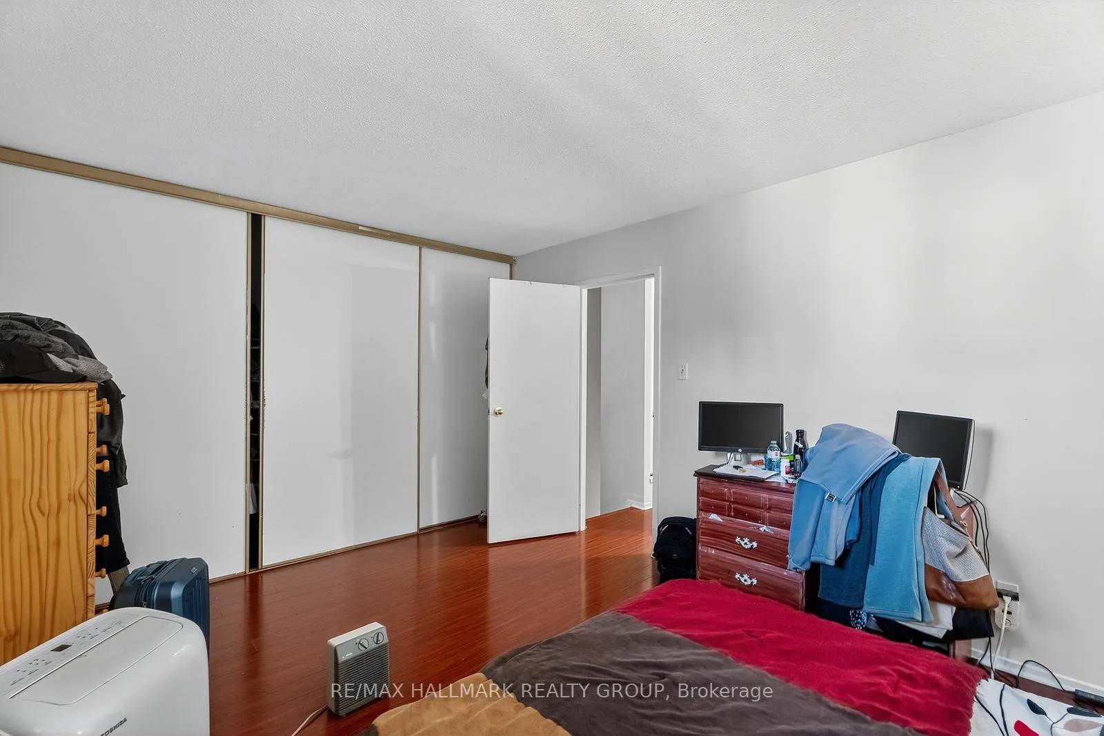 Photo 22 of 1773 Meadowbrook Road, Ottawa, Pineview — HOMEH