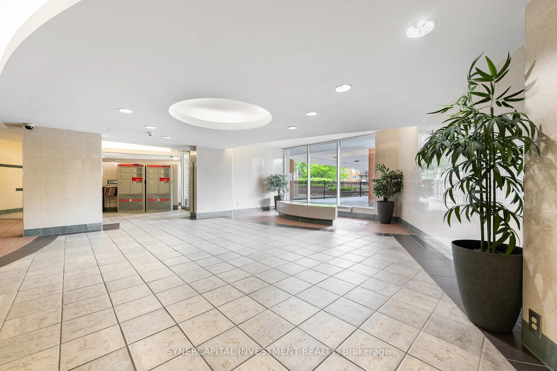 Photo 3 of Unit 1202, 2000 Jasmine Crescent, Ottawa, Beacon Hill South — HOMEH