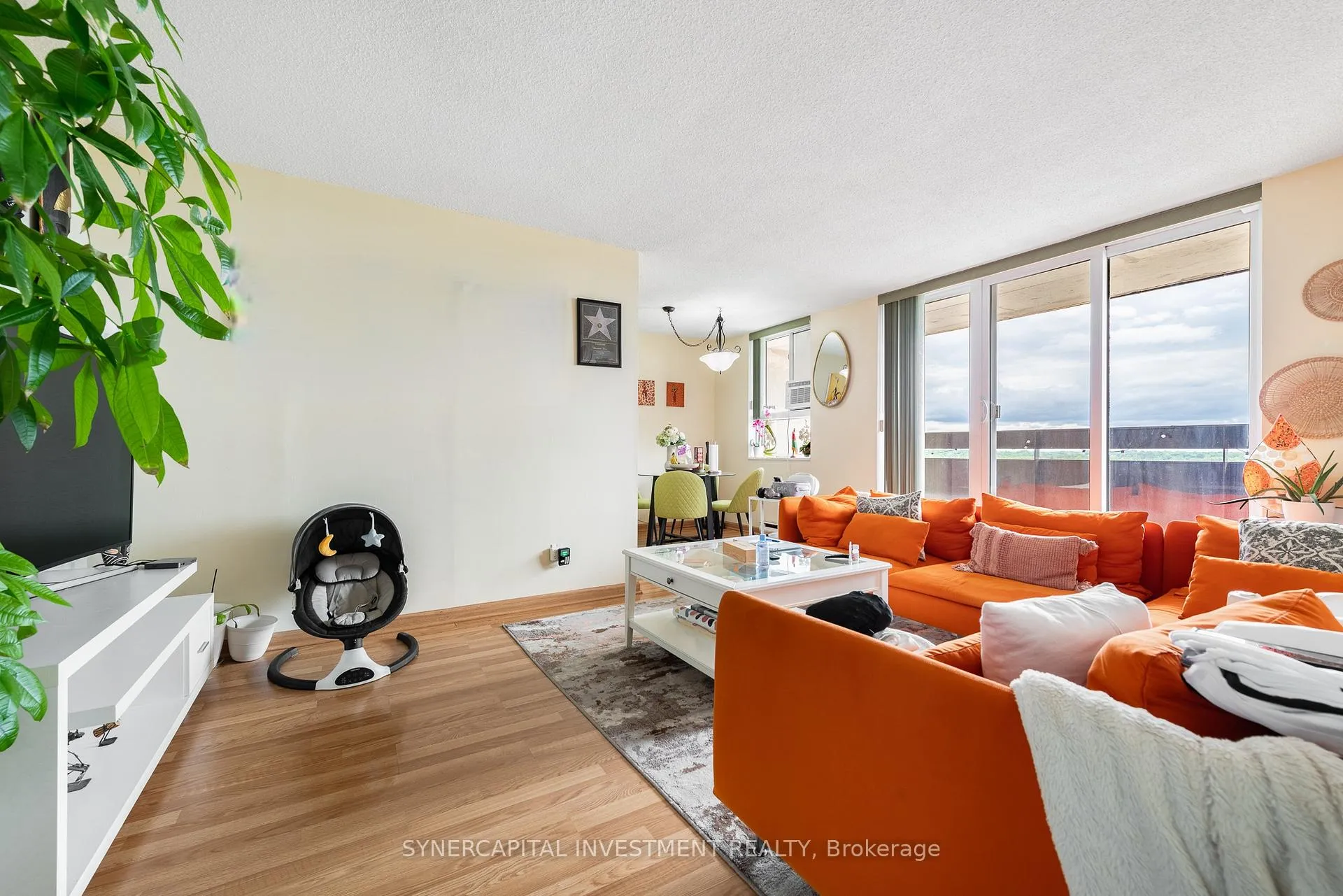Photo 6 of Unit 1202, 2000 Jasmine Crescent, Ottawa, Beacon Hill South — HOMEH