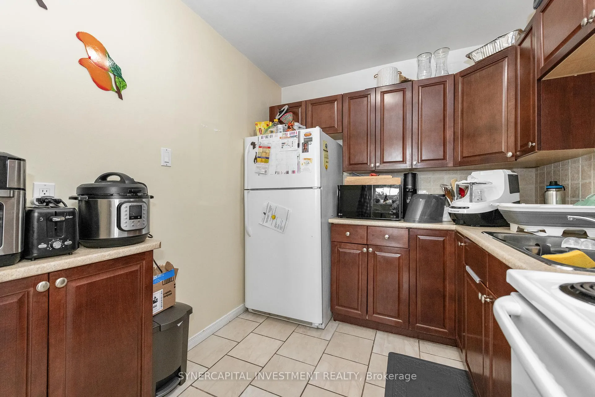 Photo 11 of Unit 1202, 2000 Jasmine Crescent, Ottawa, Beacon Hill South — HOMEH