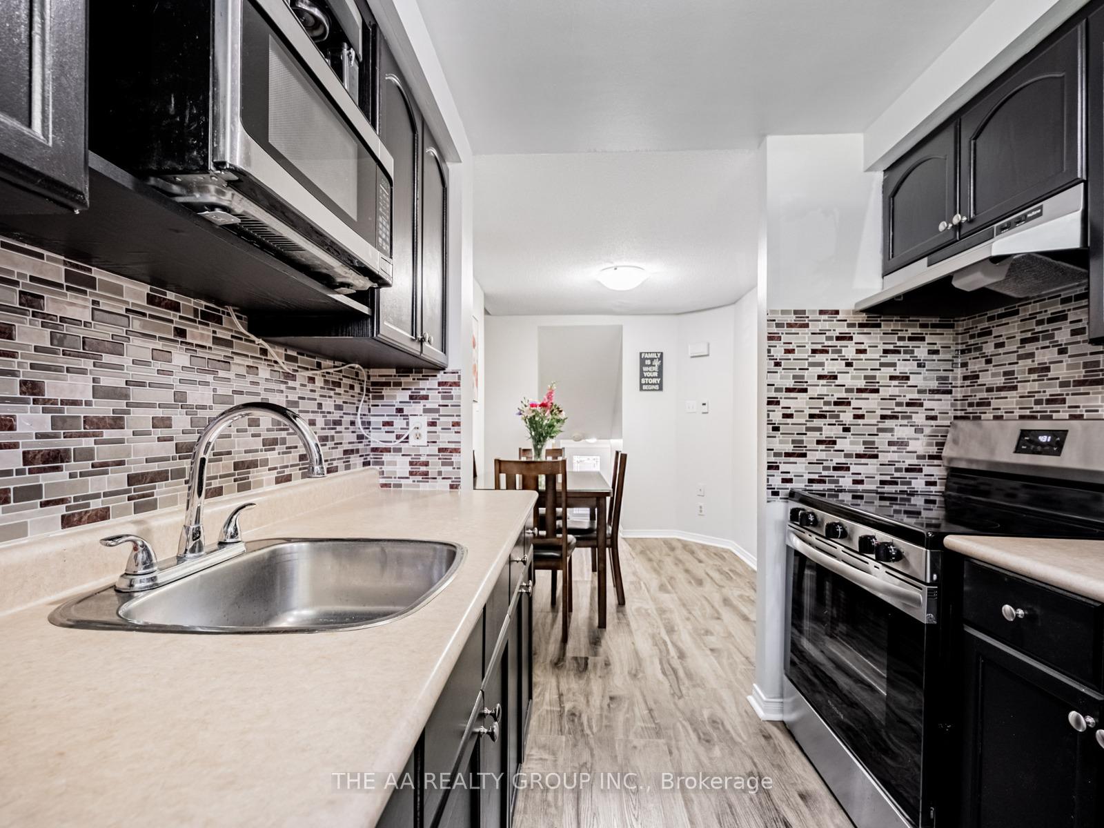 Photo 10 of Unit 9, 86 Burns Drive, Guelph, Riverside Park — HOMEH