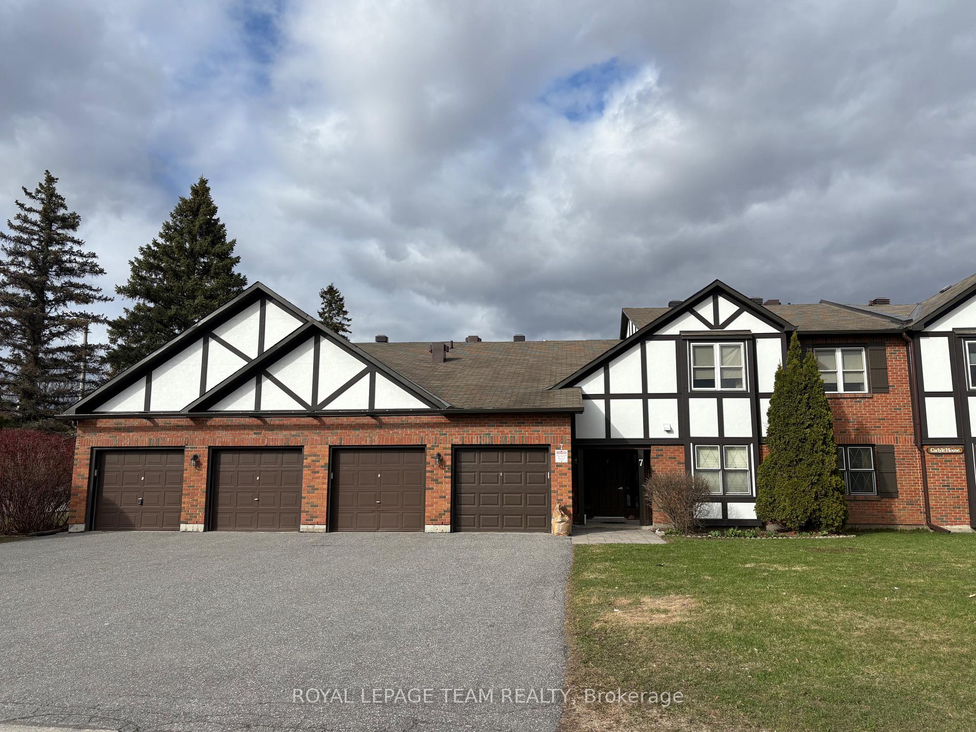 Photo 2 of Unit B, 7 Harness Lane, Ottawa, Kanata - Bridlewood — HOMEH