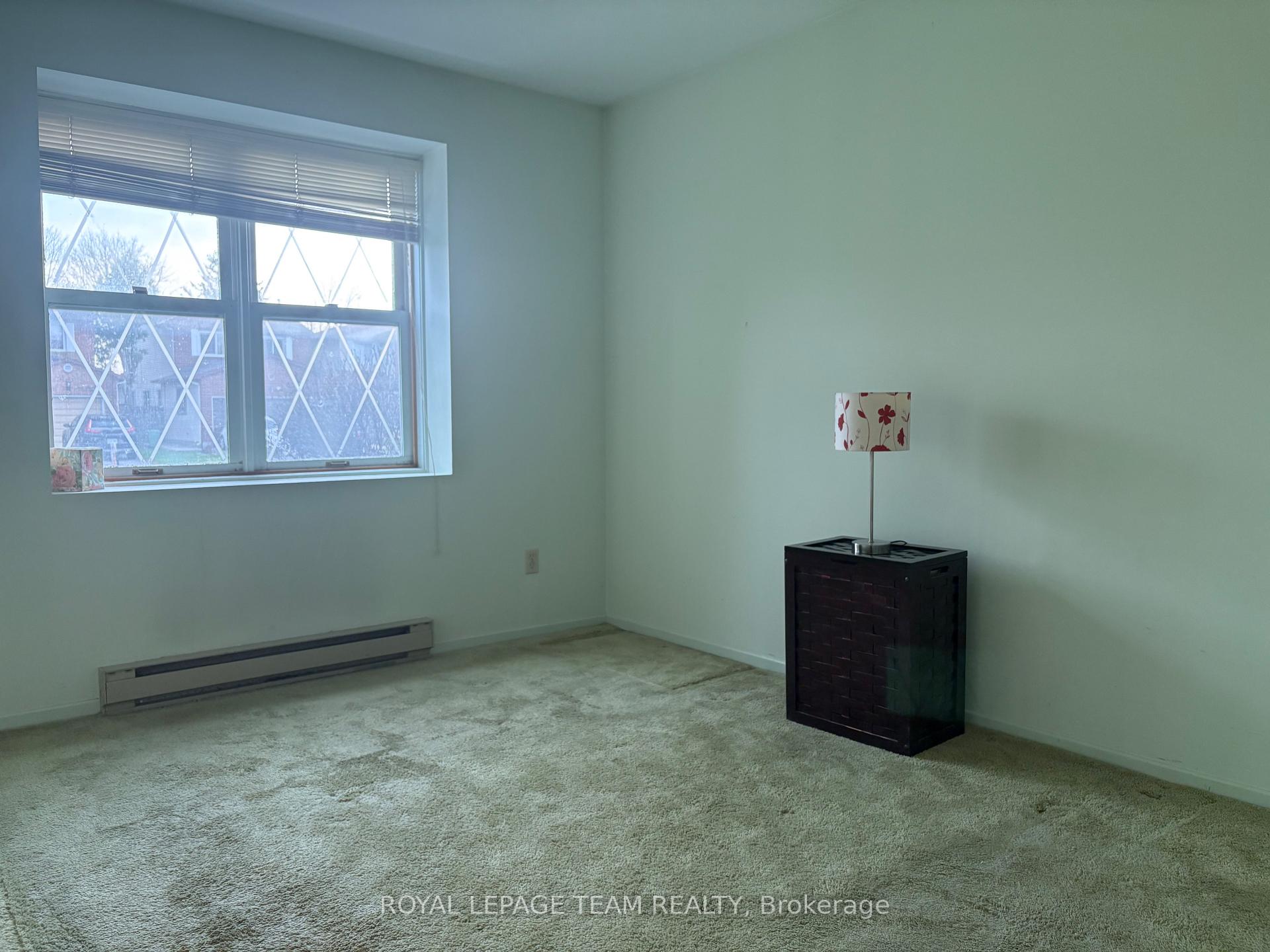 Photo 21 of Unit B, 7 Harness Lane, Ottawa, Kanata - Bridlewood — HOMEH