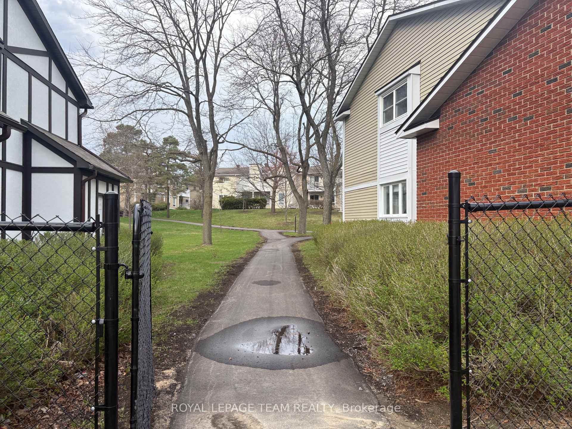 Photo 28 of Unit B, 7 Harness Lane, Ottawa, Kanata - Bridlewood — HOMEH