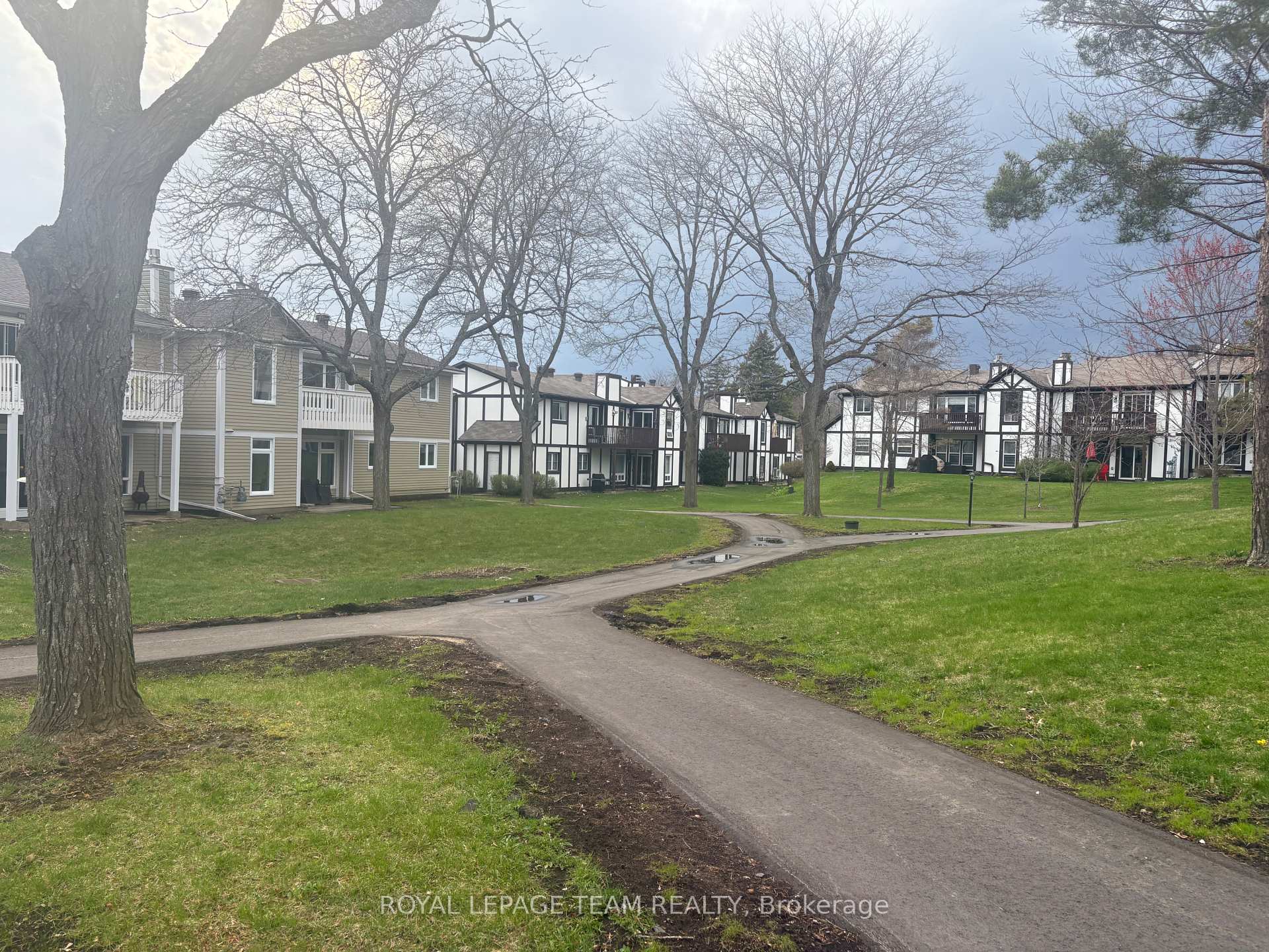 Photo 31 of Unit B, 7 Harness Lane, Ottawa, Kanata - Bridlewood — HOMEH