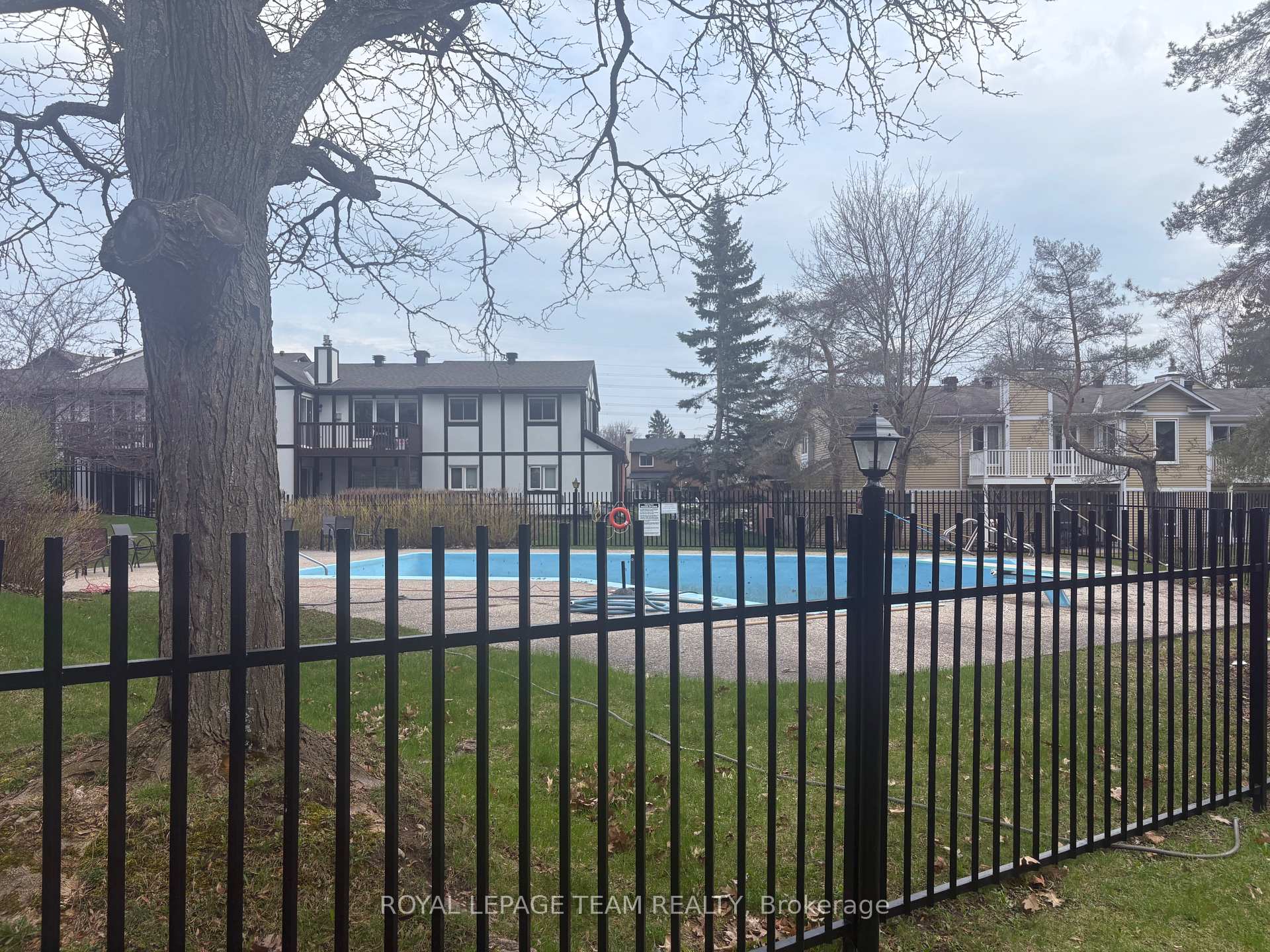 Photo 32 of Unit B, 7 Harness Lane, Ottawa, Kanata - Bridlewood — HOMEH