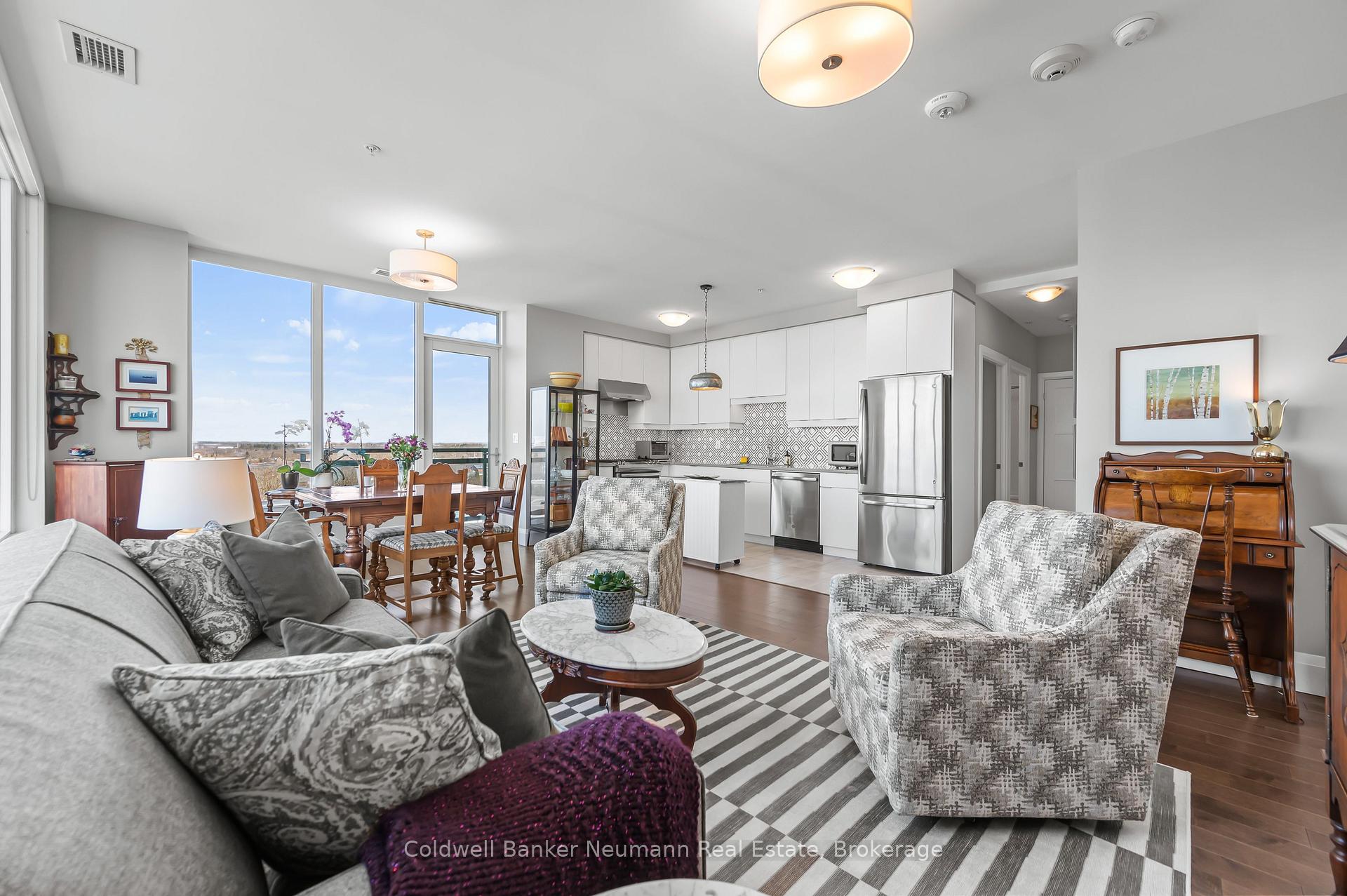 Photo 4 of Unit 1008, 63 Arthur Street S, Guelph, St. Patrick's Ward — HOMEH