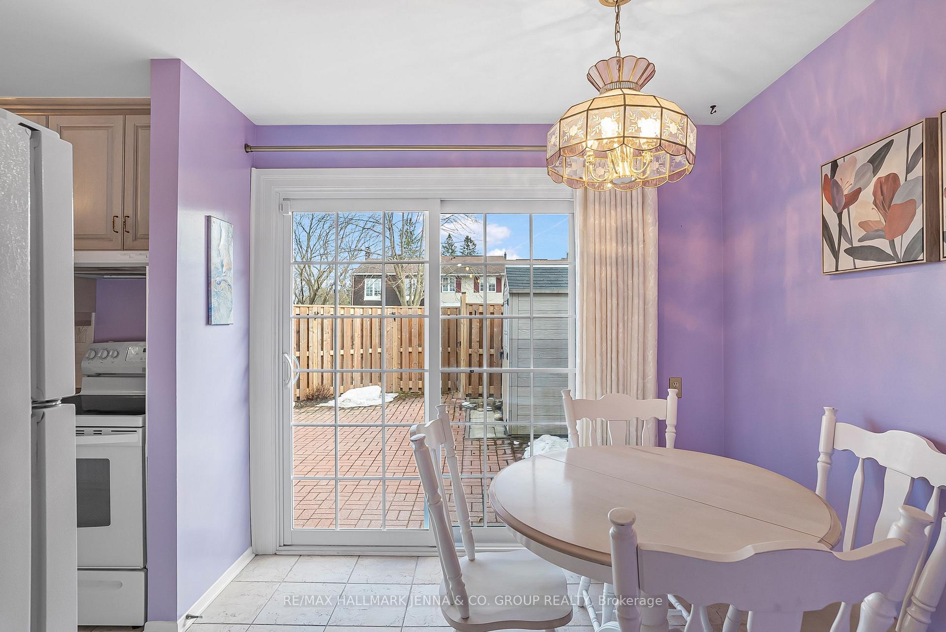 Photo 13 of 654 Trelawny Private, Ottawa, Carleton Square — HOMEH