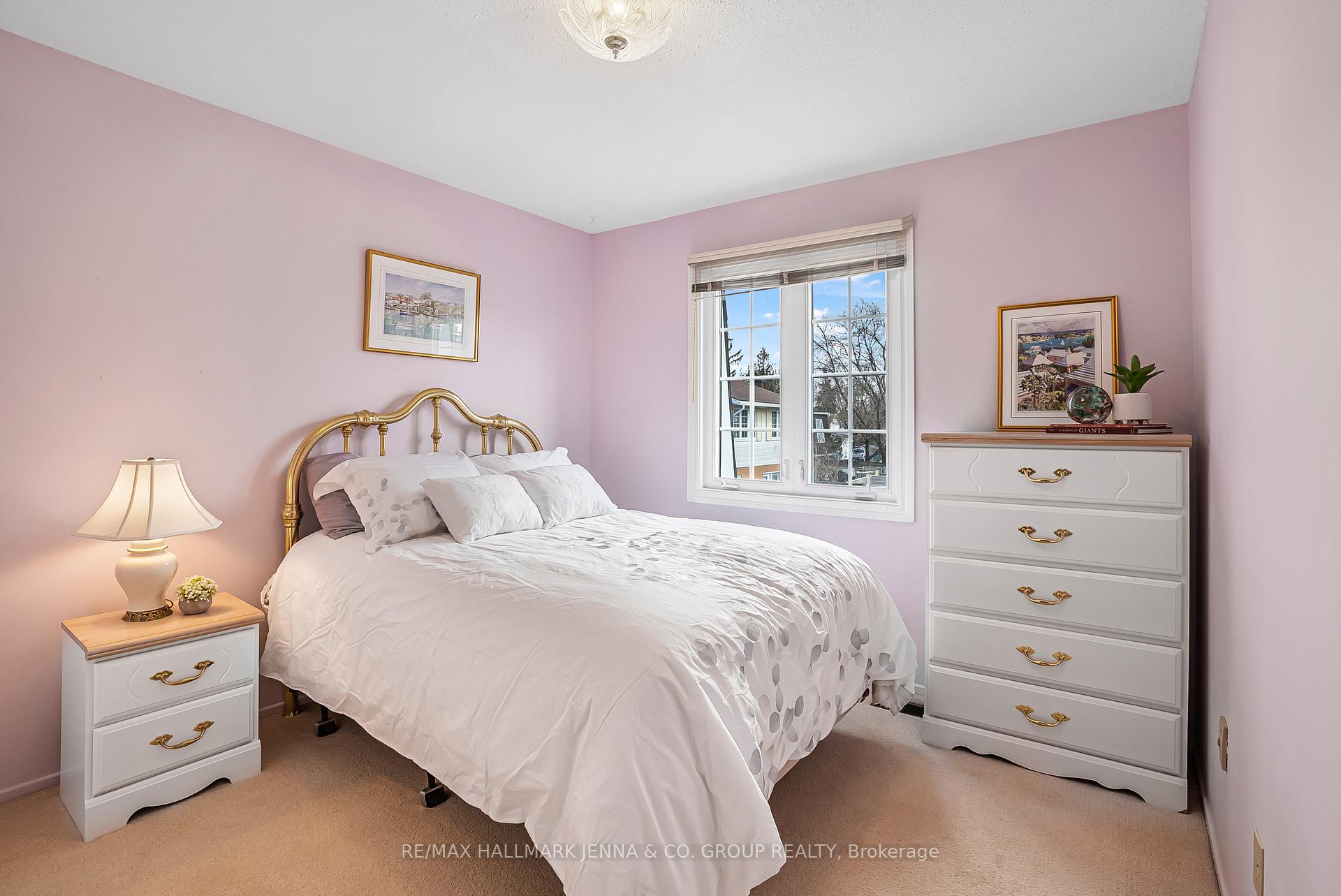 Photo 19 of 654 Trelawny Private, Ottawa, Carleton Square — HOMEH