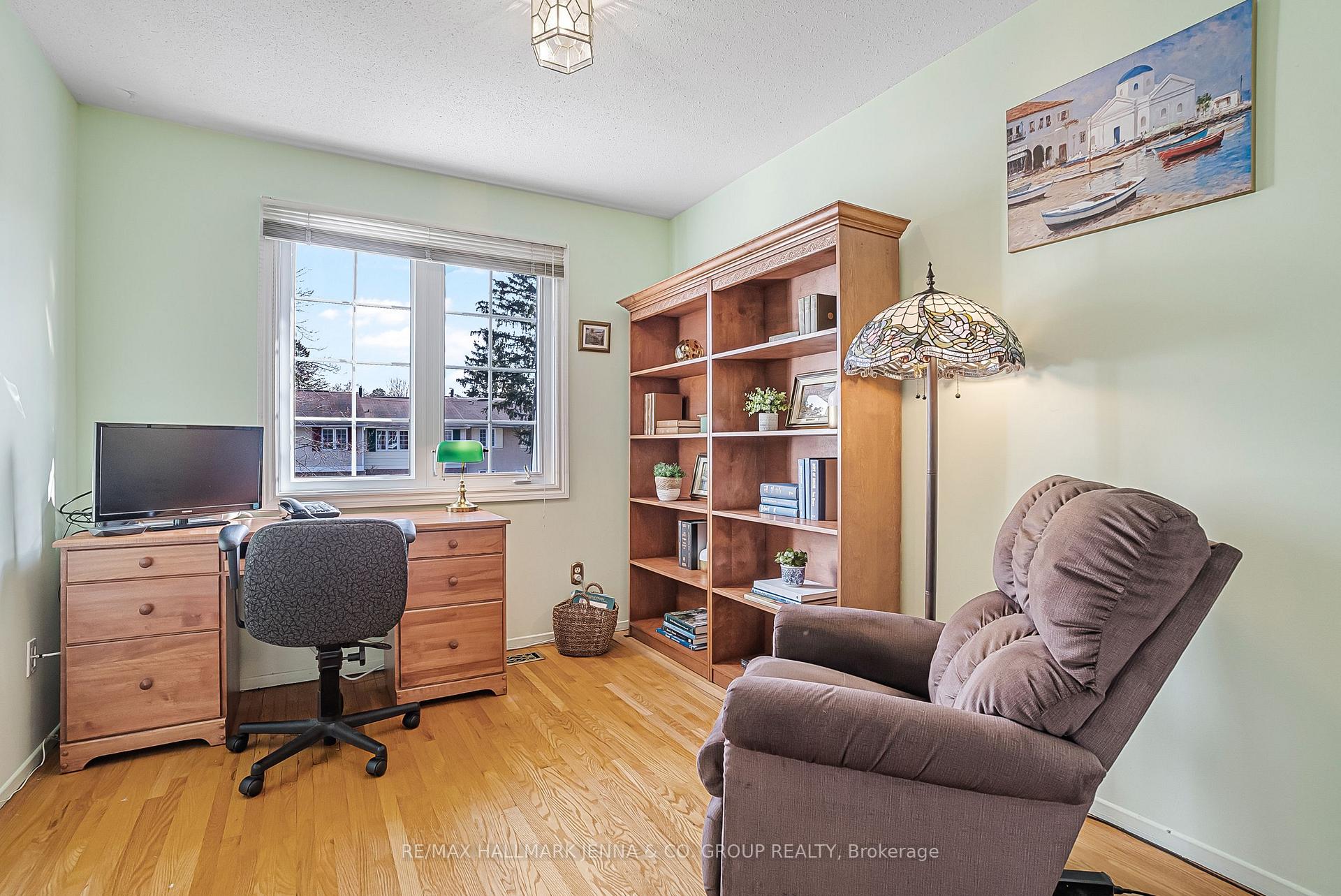 Photo 23 of 654 Trelawny Private, Ottawa, Carleton Square — HOMEH