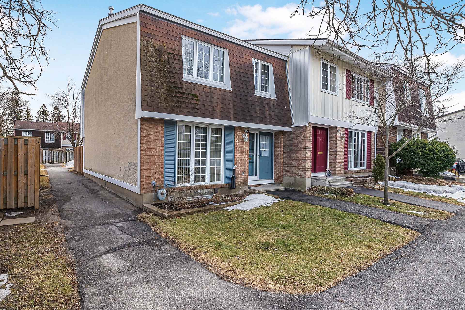 Photo 35 of 654 Trelawny Private, Ottawa, Carleton Square — HOMEH